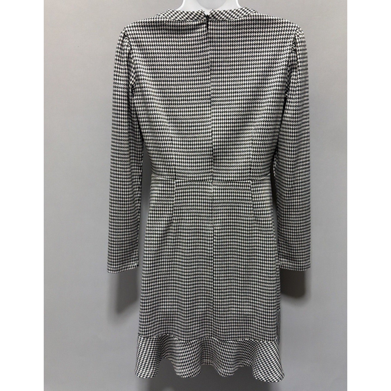LOFT Houndstooth Ruffle Trim Flounce Long Sleeve Soft Knit Dress Size 2