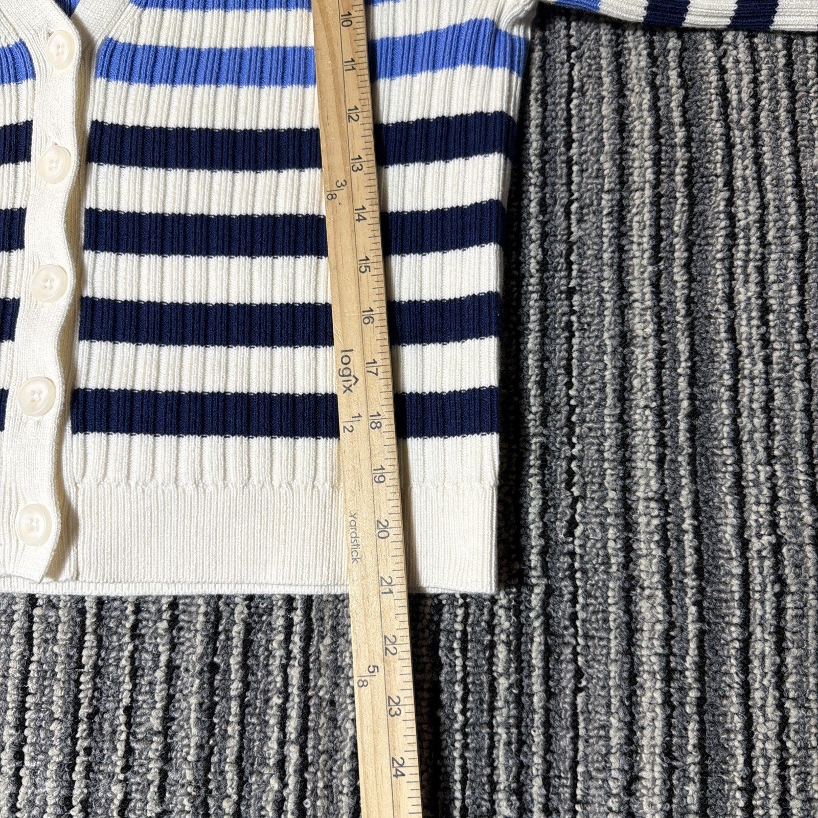 NWT TALBOTS IVORY/MULTI BLUE BRETON STRIPED V-NECK SWEATER SIZE SMALL PETITE