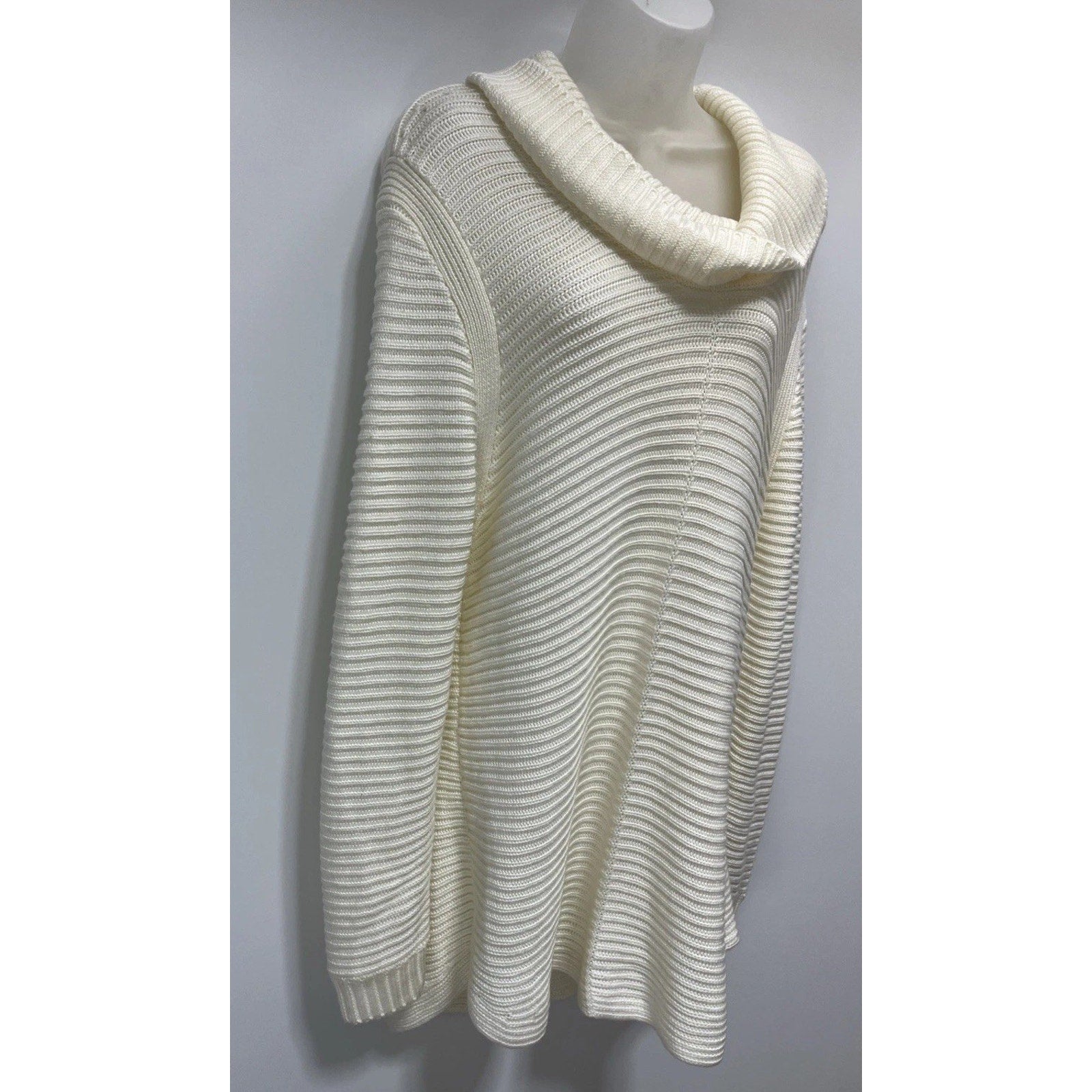 Calvin Klein Women's Sz XL Long Sleeve Cowl Neck Sweater Ivory