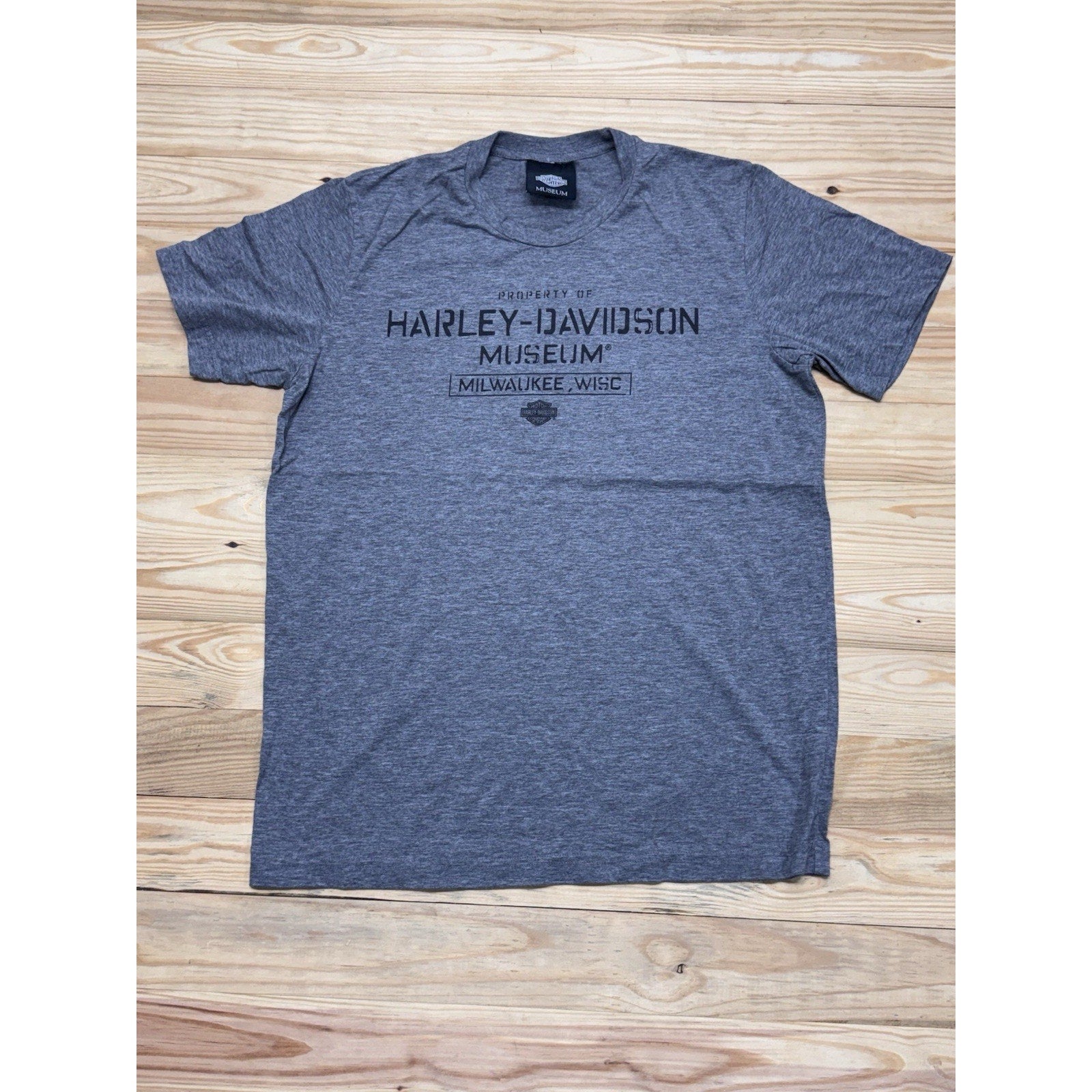 Harley Davidson Museum Milwaukee, WISCONSIN Medium Vintage T-shirt Gray 2011