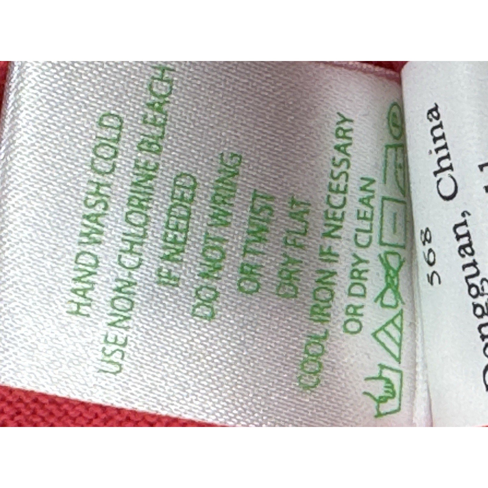 Lilly Pulitzer Raspberry Pink Cardigan Sweater Ruffle Size Women’s XS Preppy