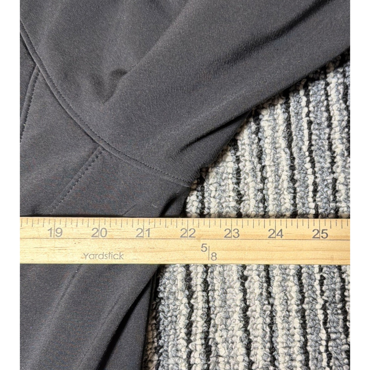 The North Face Softshell Jacket Women's Size L - Black Full Zip Fleece Lined