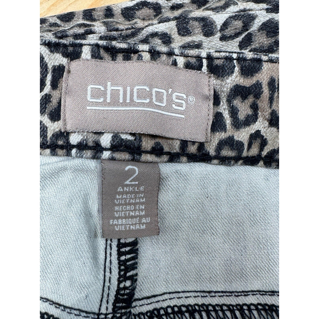 Chicos Sz 2 US L 12 Cheetah Spots Girlfriend Ankle Jeans Animal Print Stretch