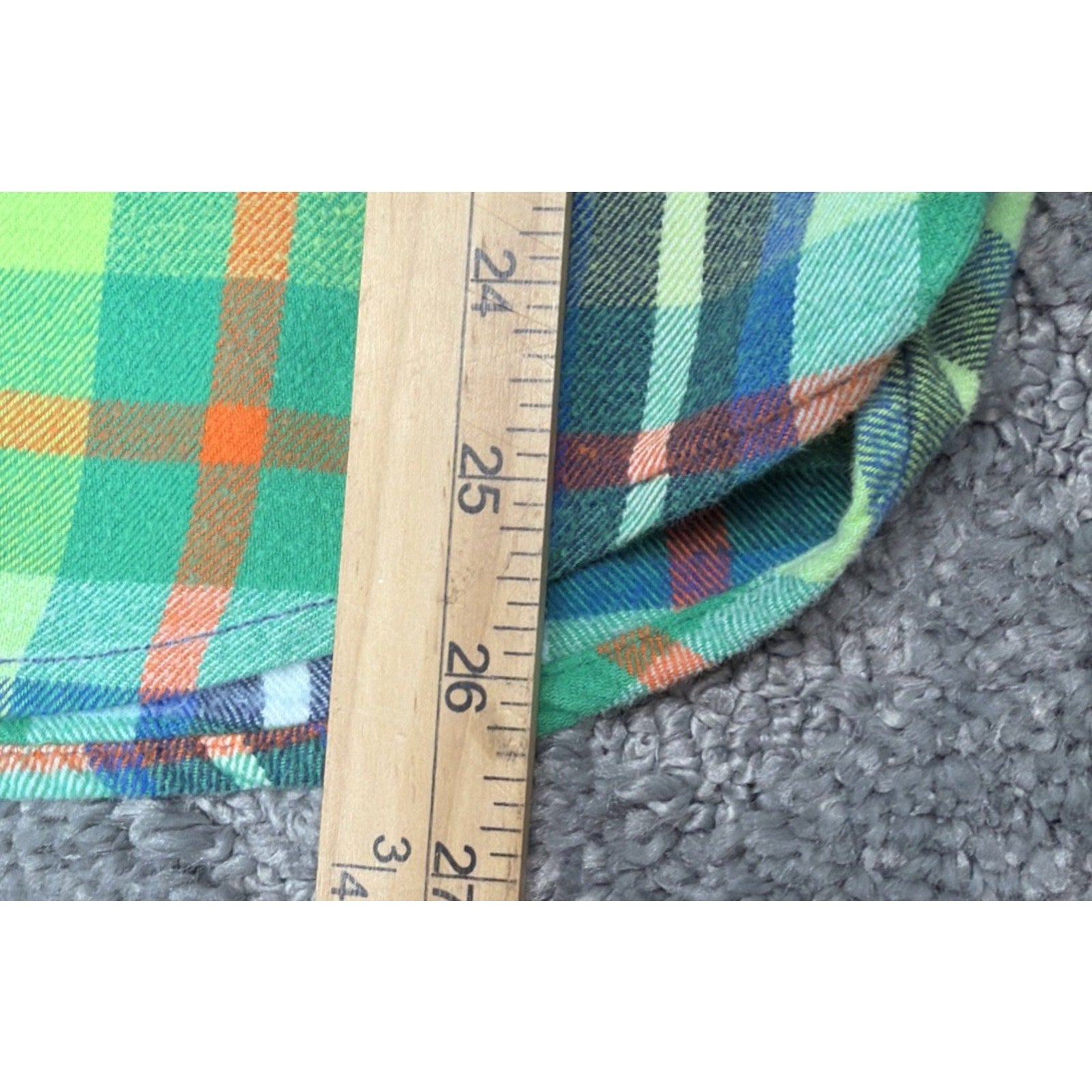 Hollister Men's Twill Flannel Shirt Medium Plaid Button Up Long Sleeve Casual