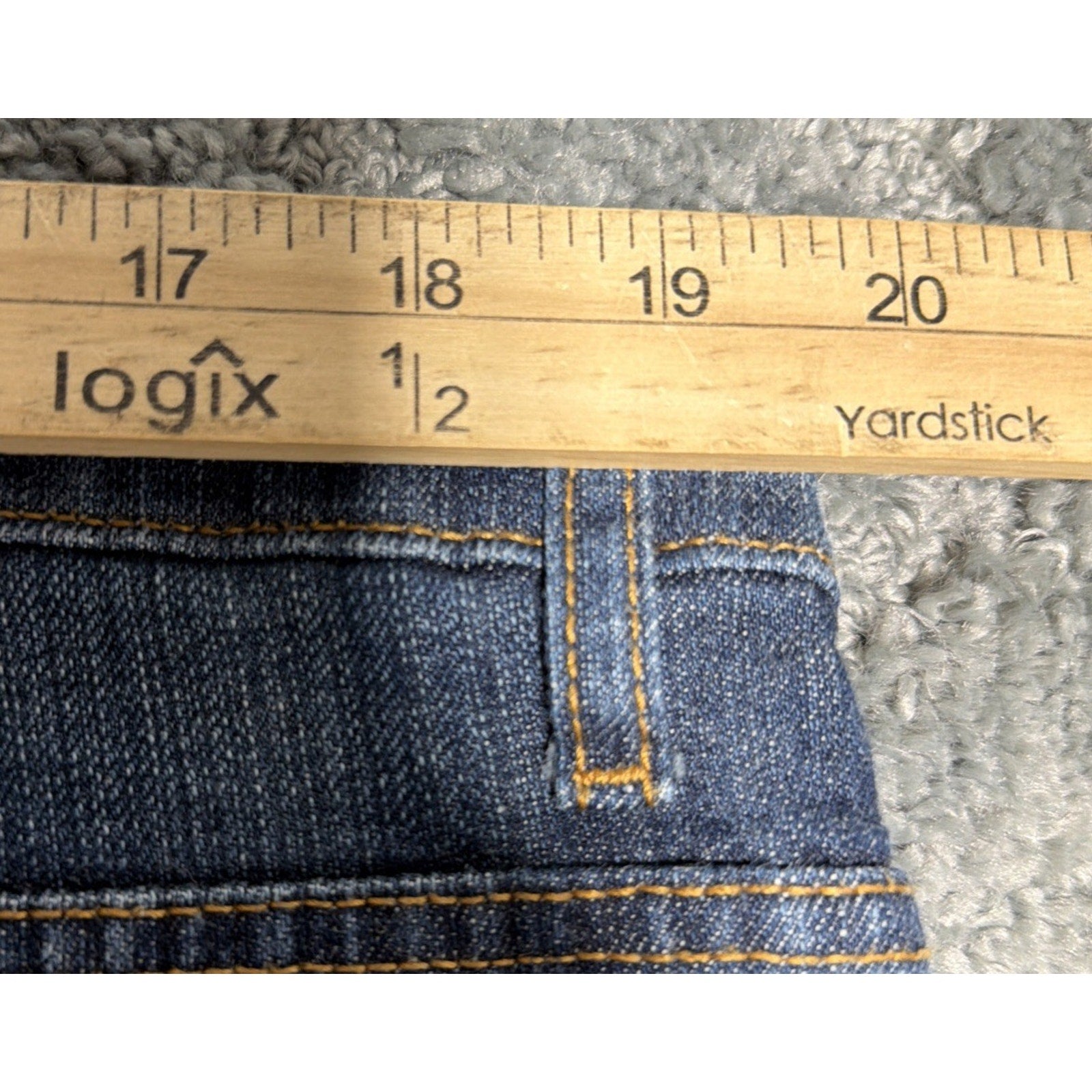 Bitten by Sarah Jessica Parker Sz 18R Premium Denim Bootcut Jeans Stretch 38x32
