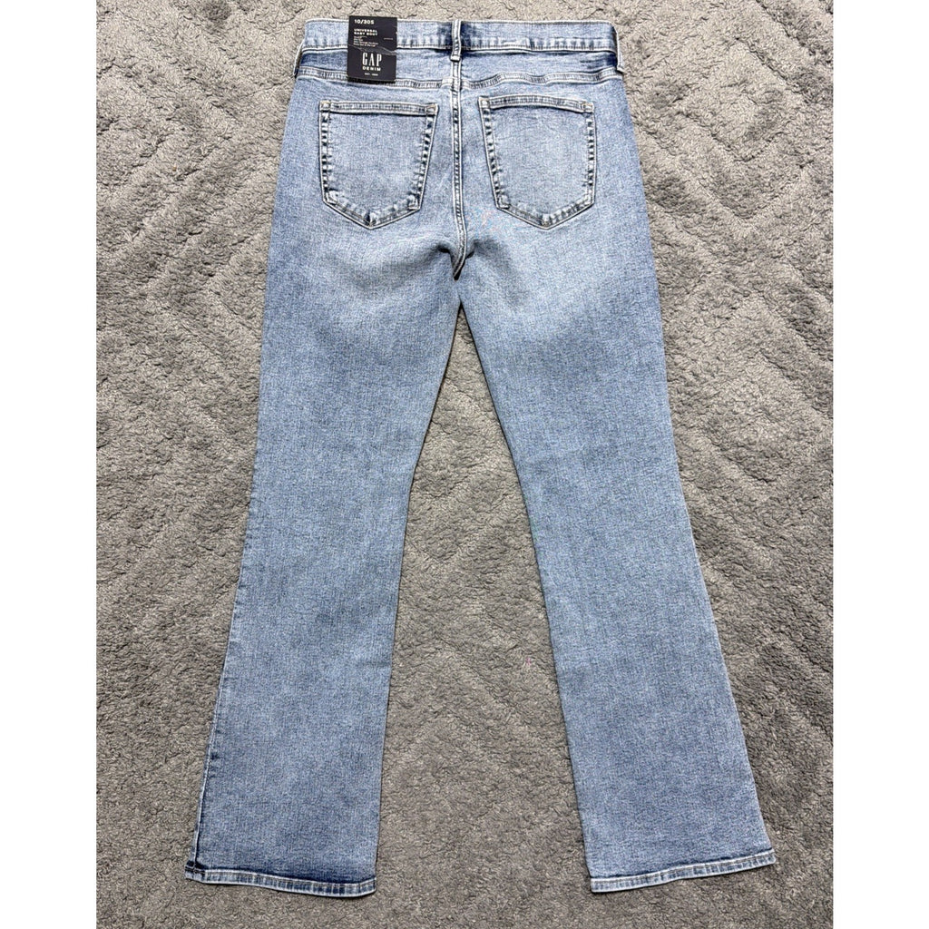 Women’s Gap Universal Baby Boot Jeans Size 10/30 Short Light Wash NWT