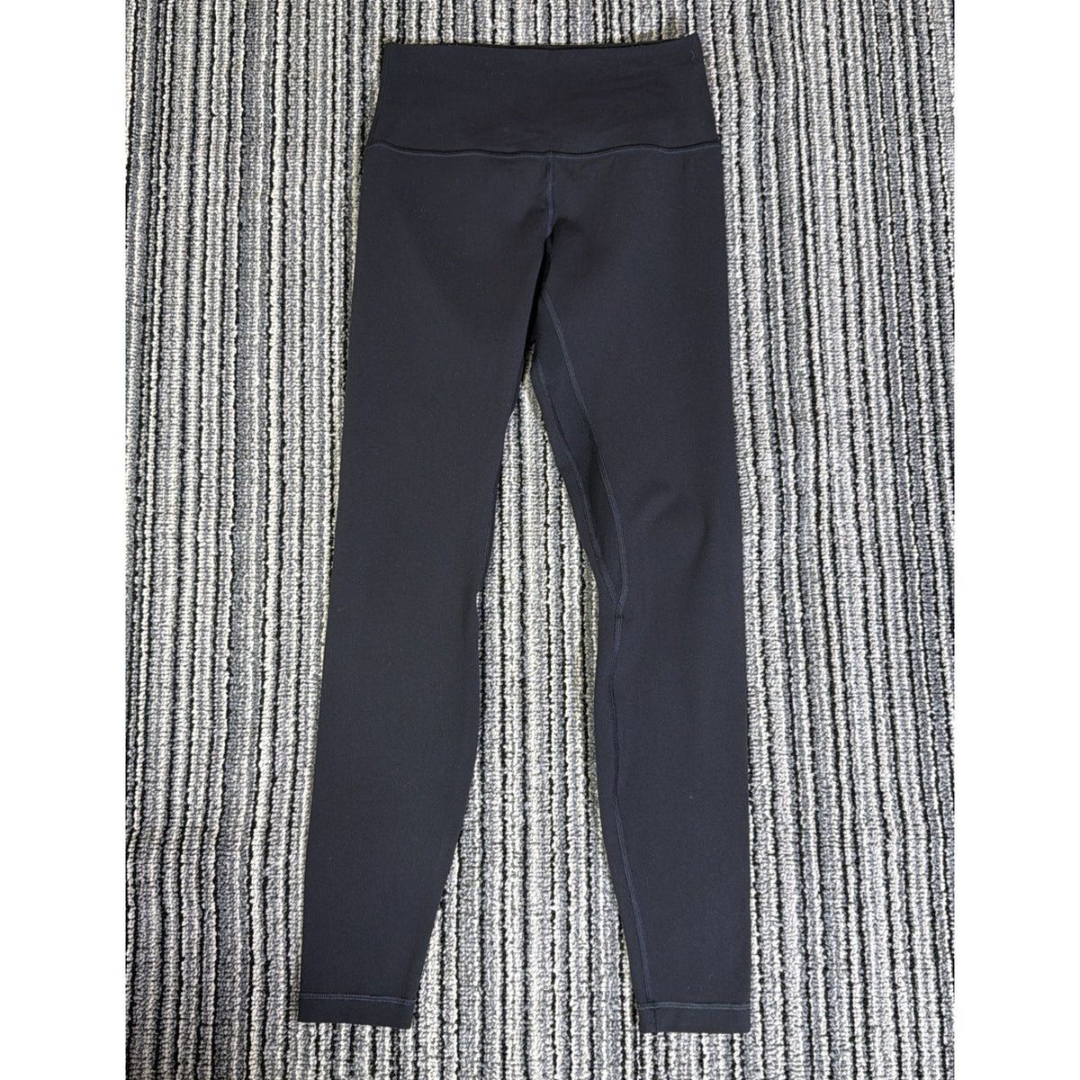 Lululemon Women’s “Align” High-Rise Black Leggings Size 6 Yoga Fitness Run