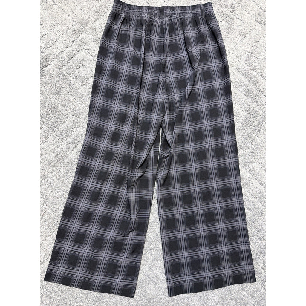 Torrid Studio Wide Leg Plaid Pants Women’s Size 12 Gray Black Pull On Career