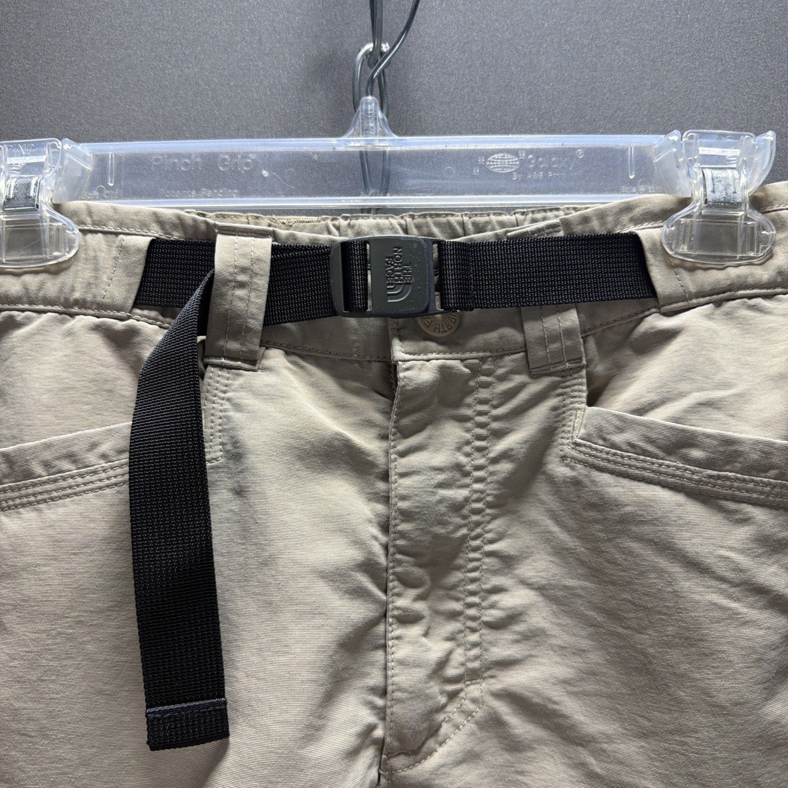 The North Face Men's Nylon Biege 9 in Cargo Shorts Sz Small