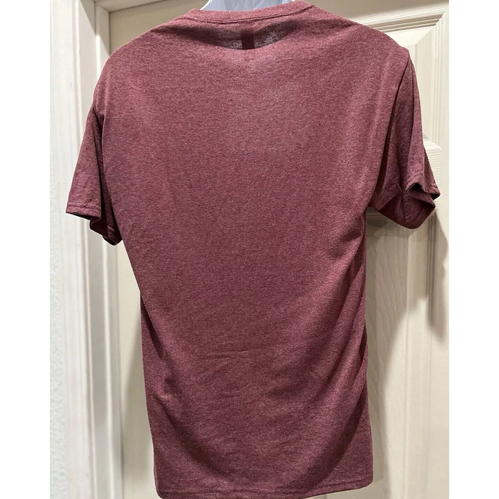90s Vintage Gatlingburg TN T Shirt Maroon Size Medium Mountains Unisex