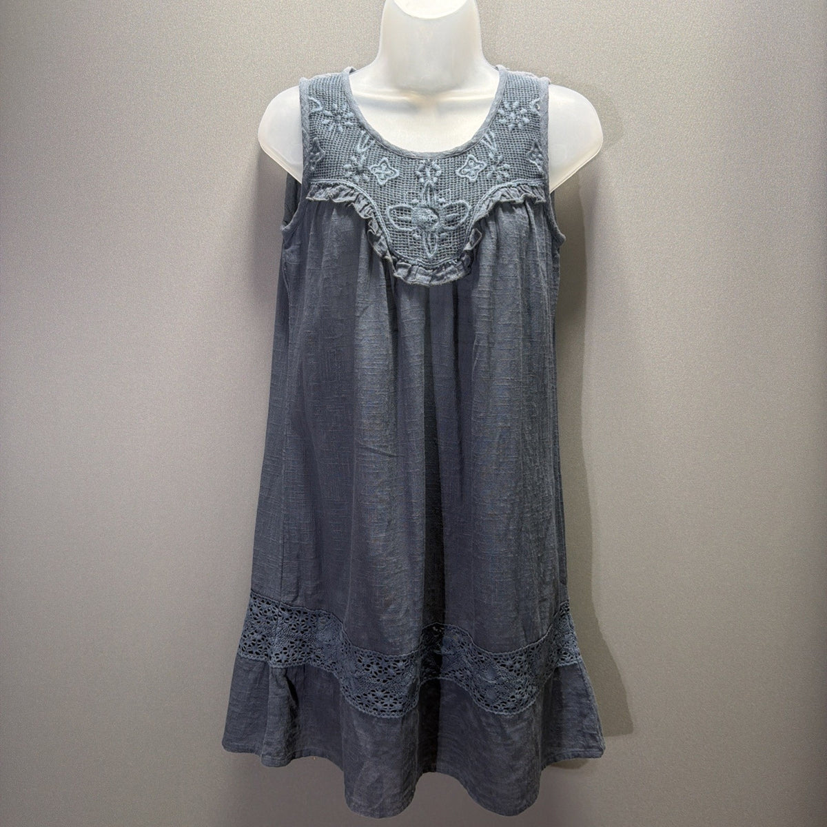 Beautiful Stories ...embroidered Teal 100% cotton dress size XS sleeveless