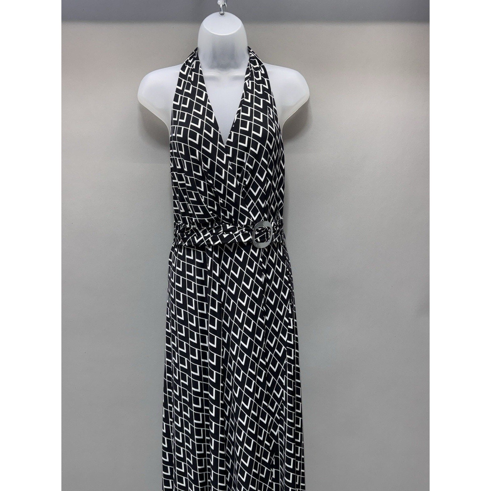 White House Black Market Dress Halter Formal Evening Gown Maxi Sexy Women’s 6