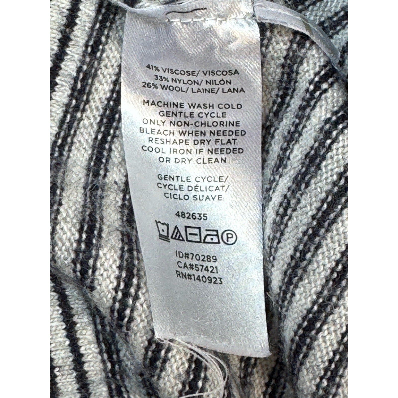 Ann Taylor LOFT Striped Sweater Womens Size S Gray Black Lightweight Pullover