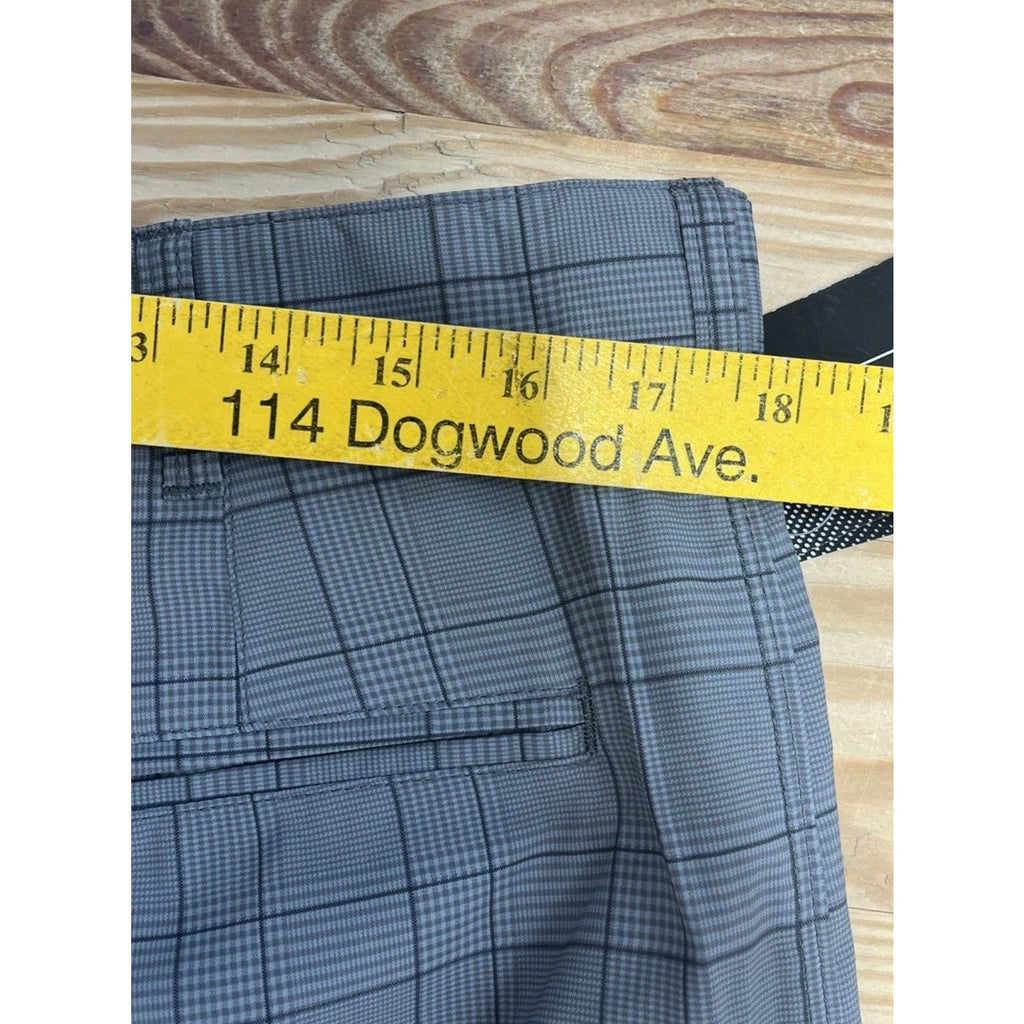 PGA Tour Mens Chino Shorts, Gray Plaid, UV, Easy Care Moisture Wick, Size 34 New