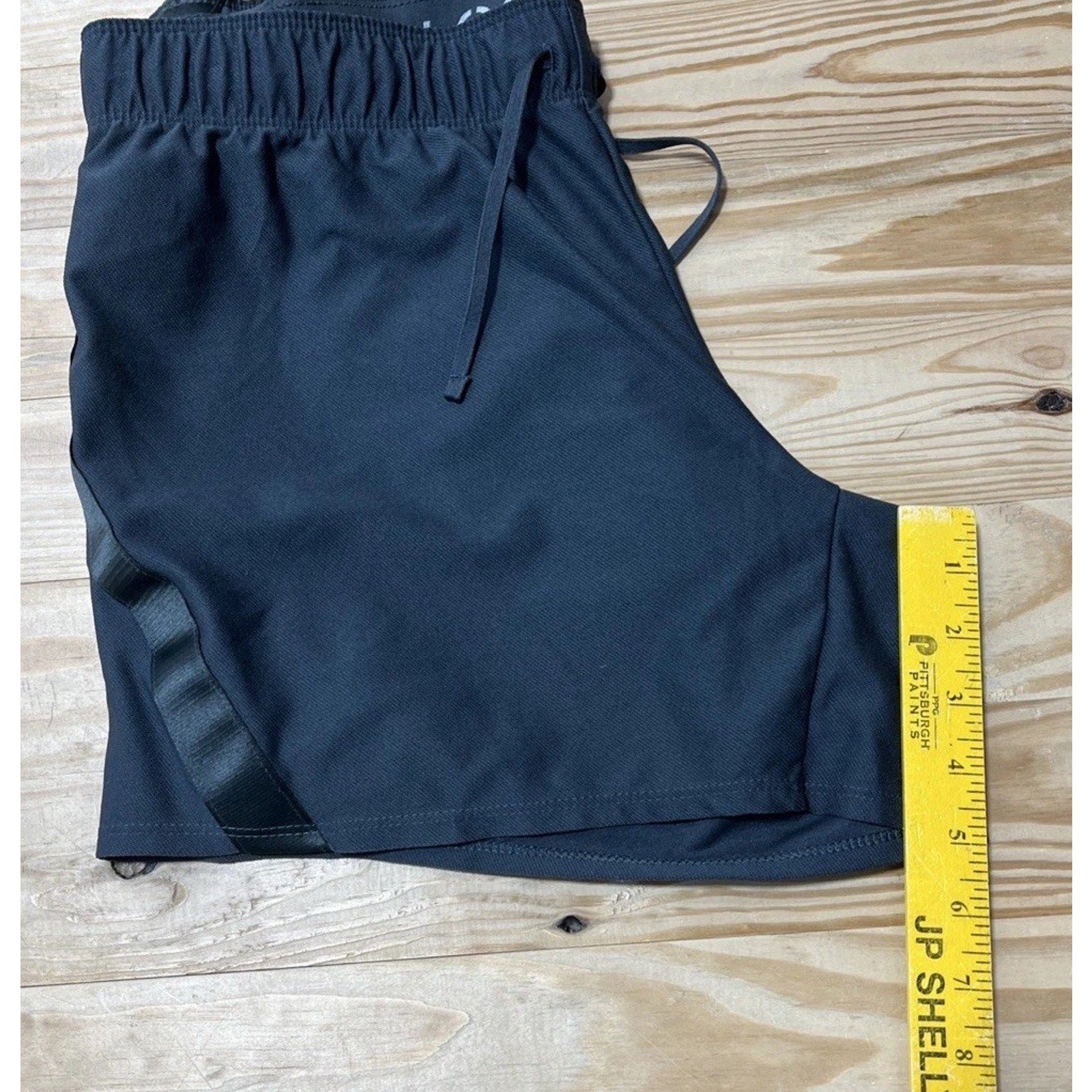 Nike Shorts Women's Gray Dri Fit Dry Attack Gym Training 5" Active Size L EUC