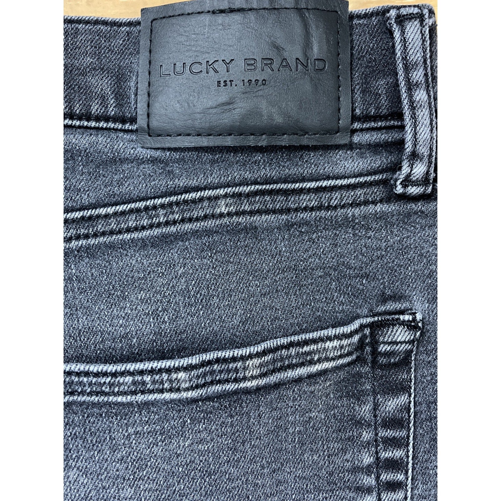 Lucky Brand 223 Straight Men’s 34x36 Black Jeans