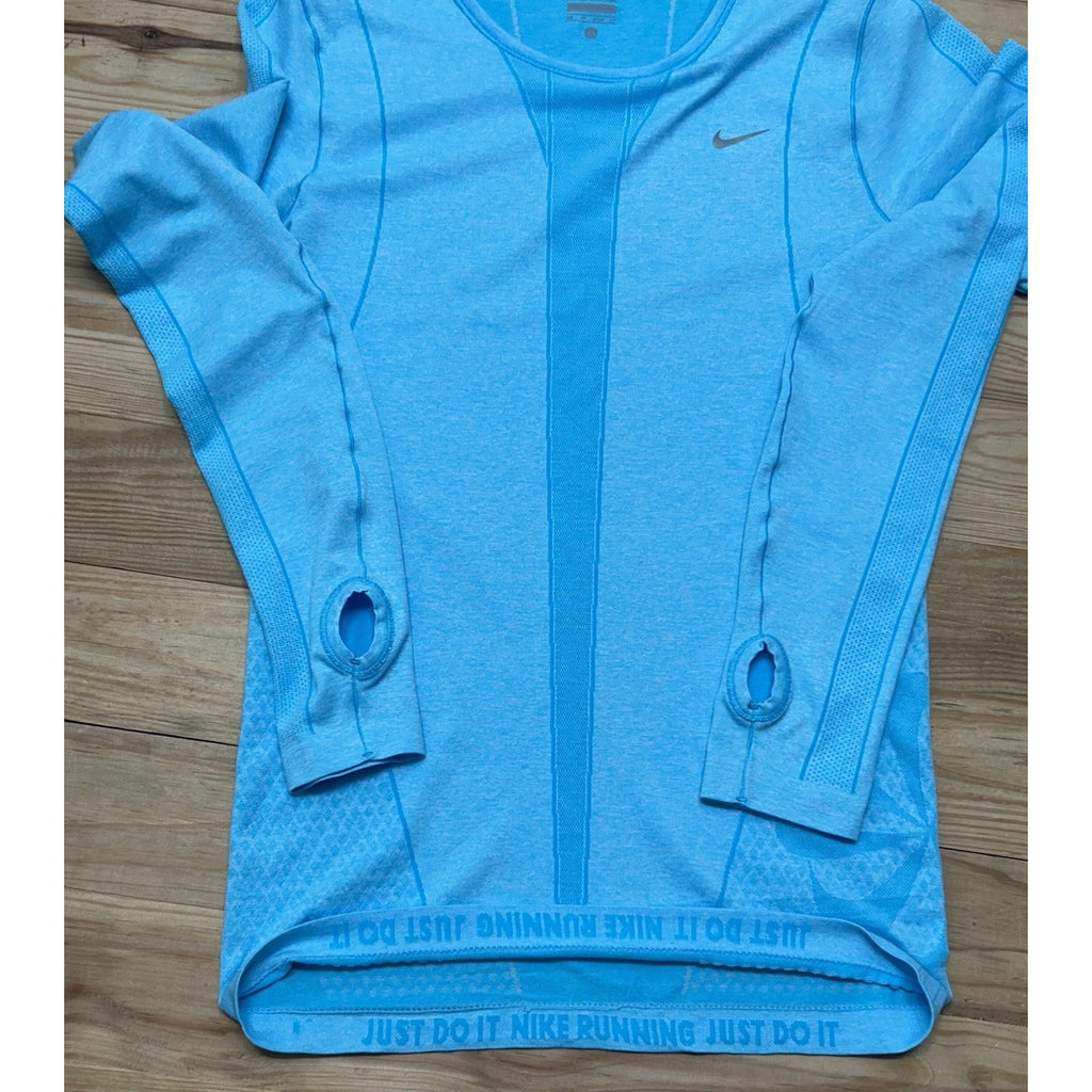 Nike Dri-Fit Long Sleeve Shirt Womens Size X Small Running Shirt.