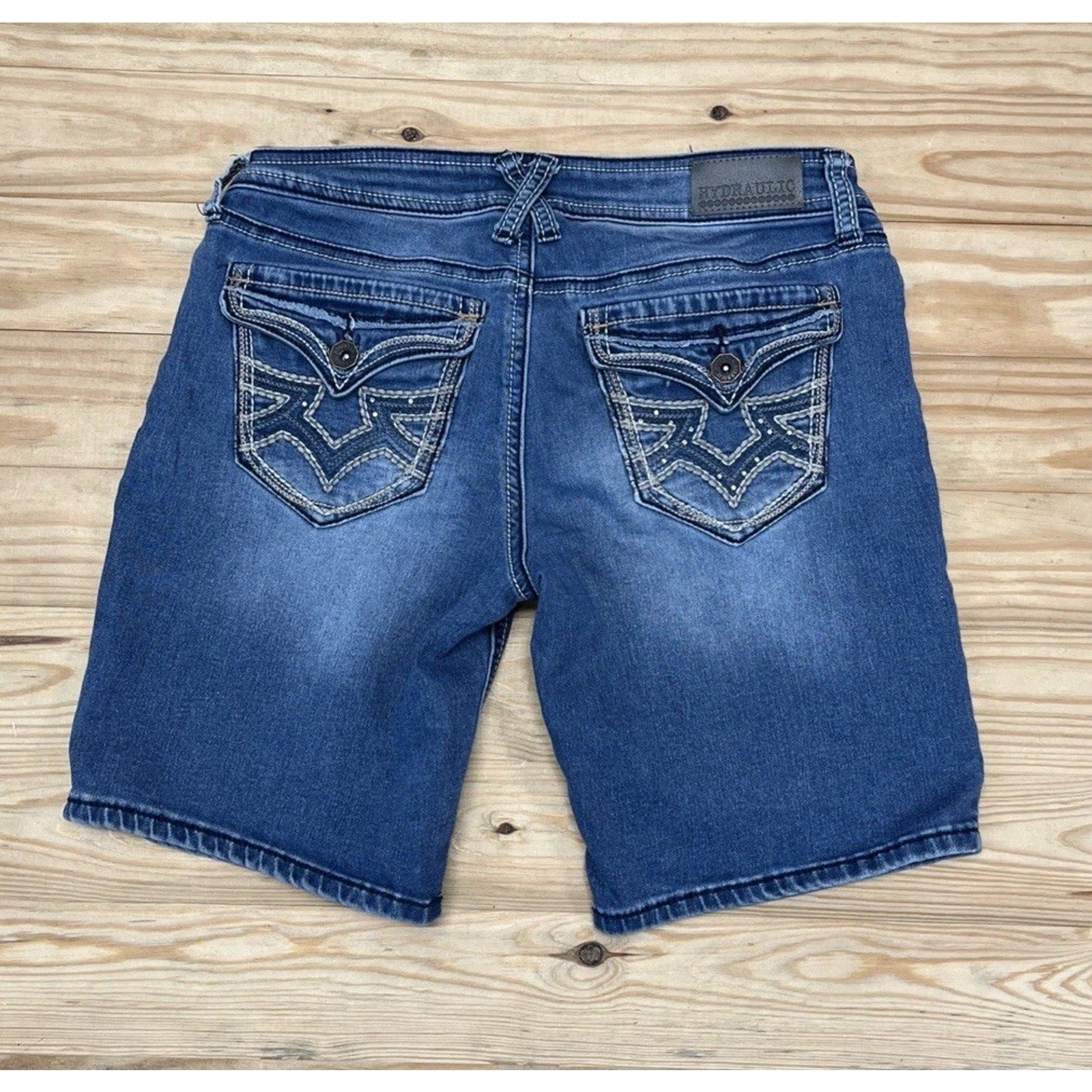 Hydraulic Womens 7/8 Bermuda Lola Denim Shorts Embroidered Flap Pockets
