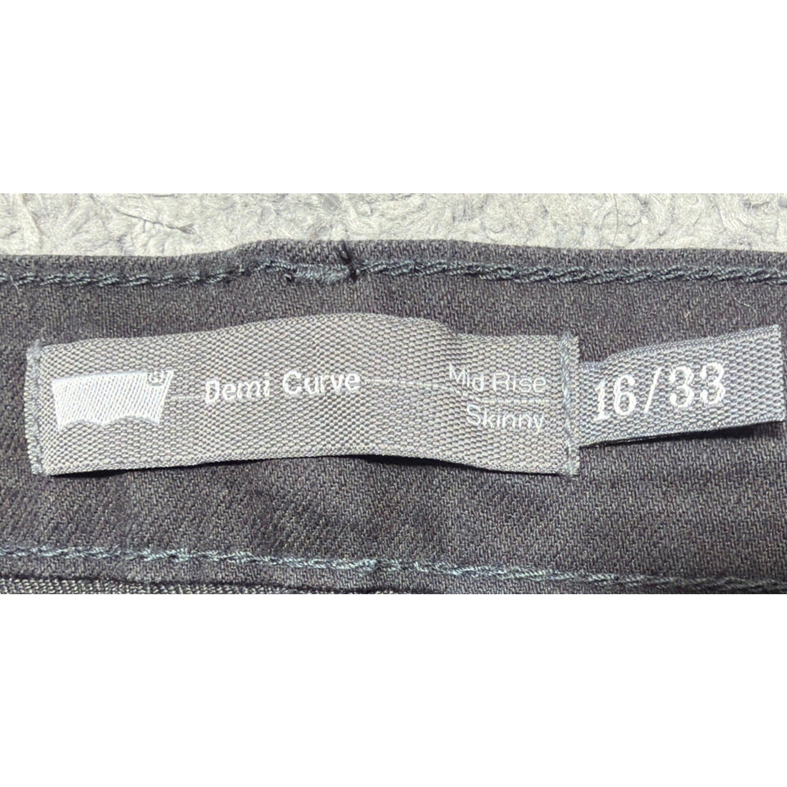 LEVI'S Womens Demi Curve Mid Rise Skinny Jeans 16/33 Black Cotton NWOT
