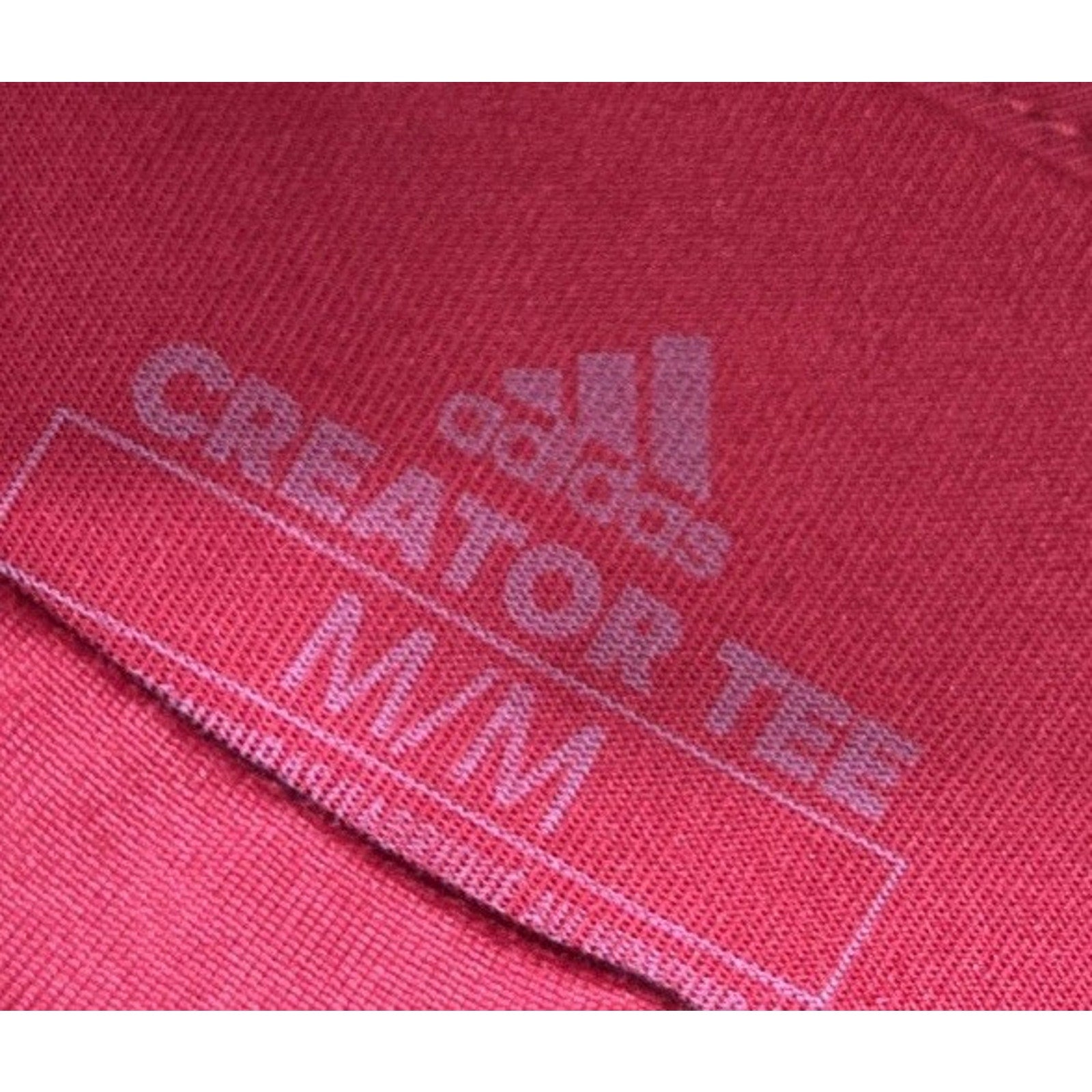 Adidas NCAA Indiana Hoosiers Basketball Team Locker Team T Shirt Red White M