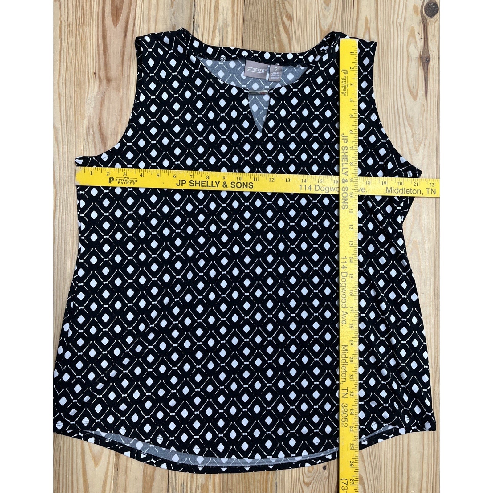 Chico's Black White Diamond Pattern Keyhole Tank Sleeveless Top Size 2