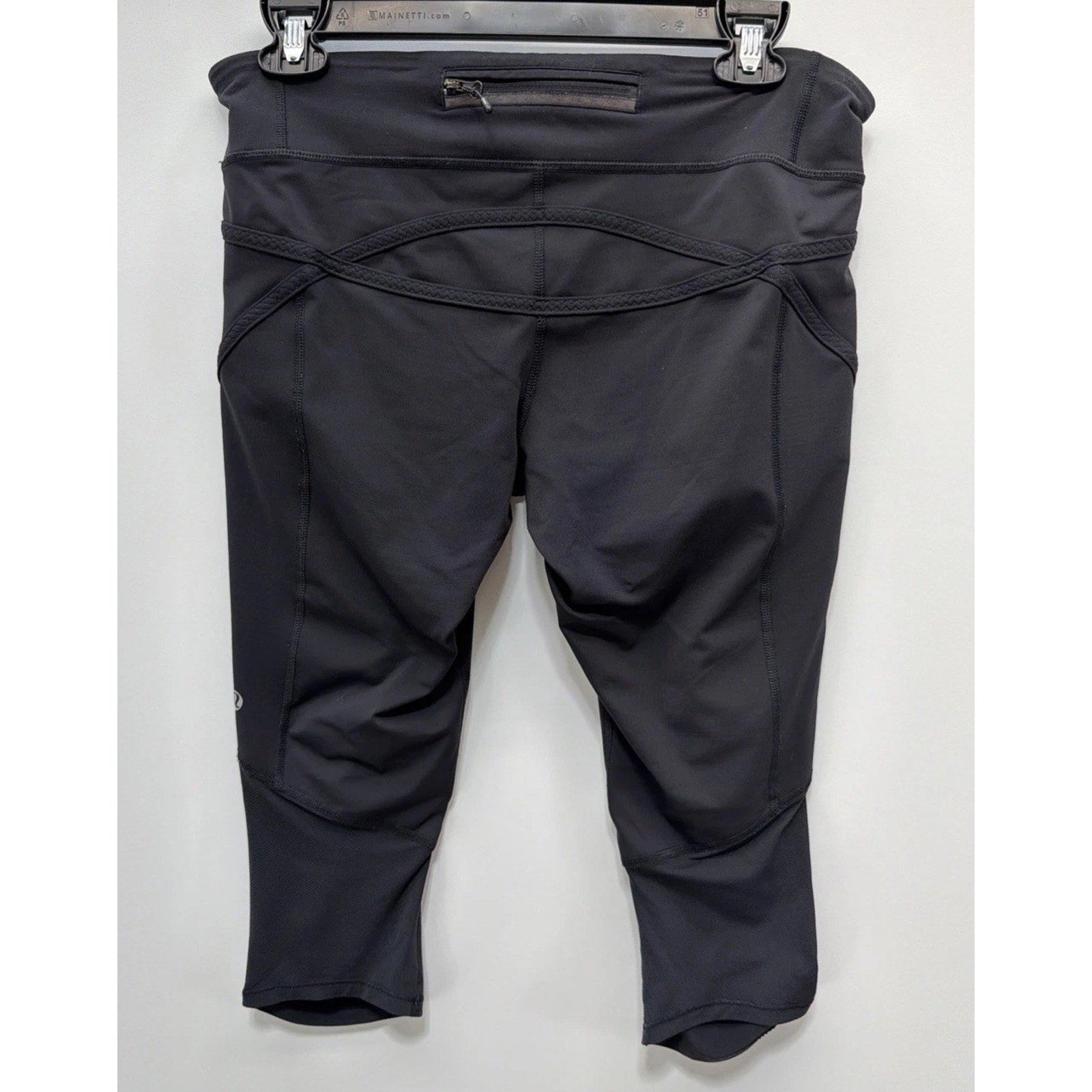 Lululemon Athletica Run Pace Crop Ruched Black Leggings Athletic, Size 4