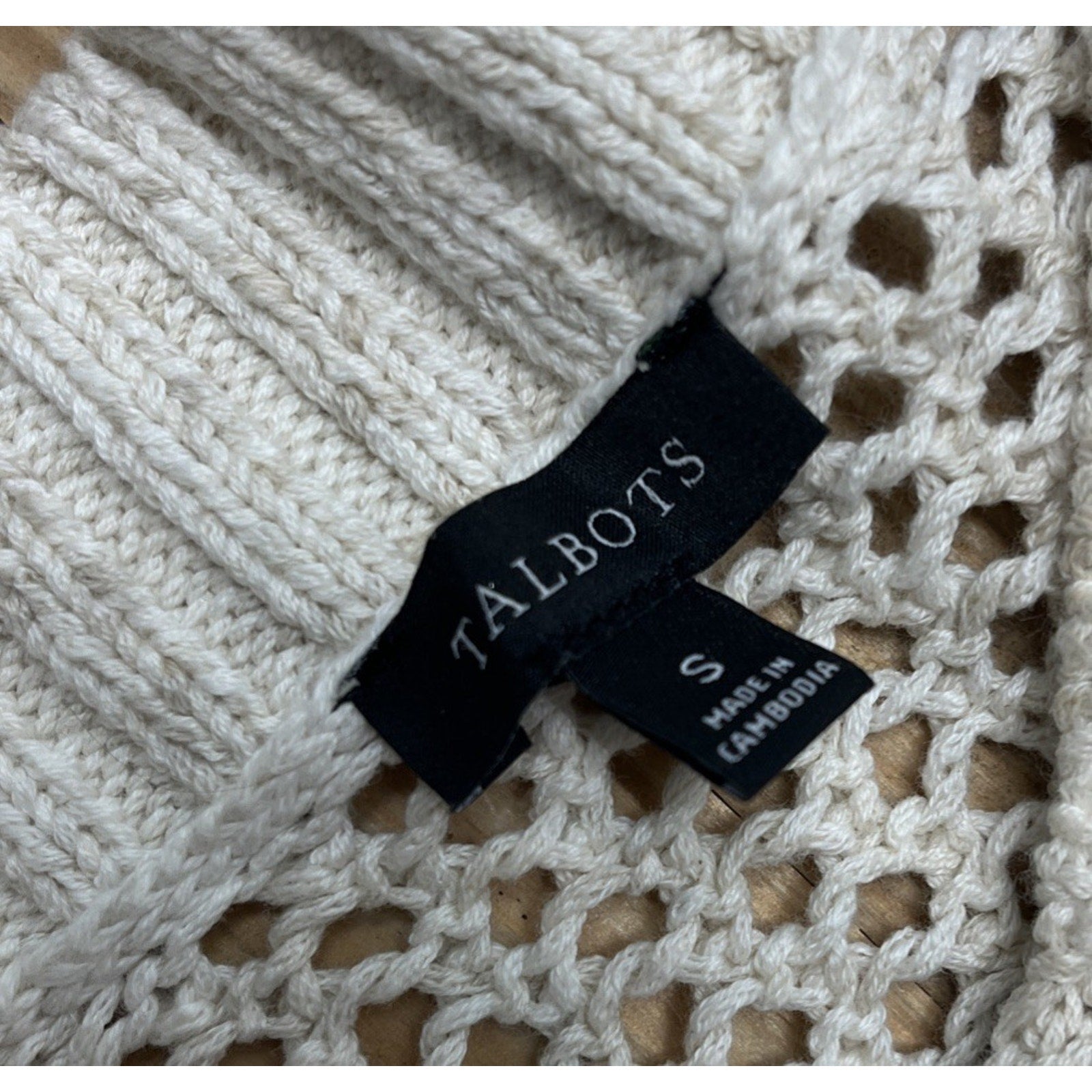 Talbots Oatmeal Chunky Knit Open Knit Crochet V-Neck Long Sleeve Sweater S