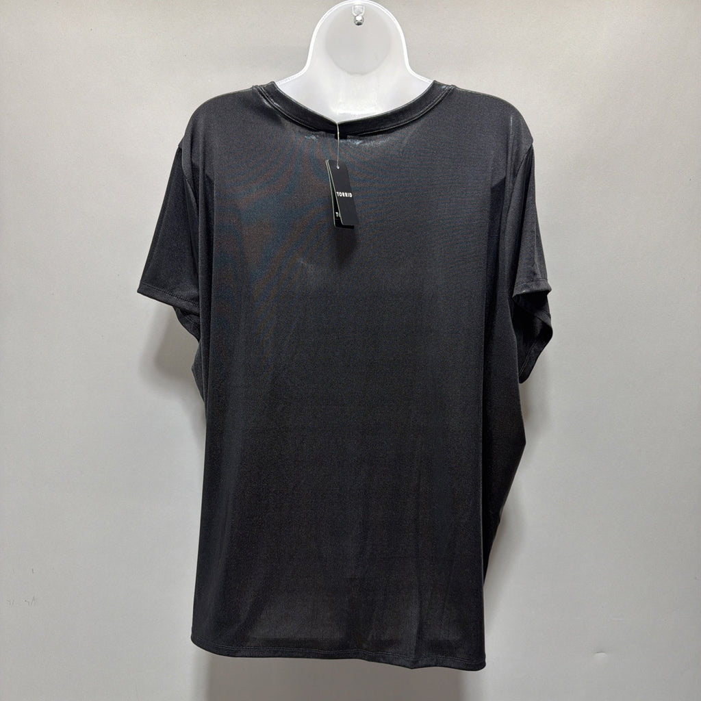 Torrid Metallic Foil Black Womens T-Shirt Size 3 Round Neck Short Sleeve Top NWT
