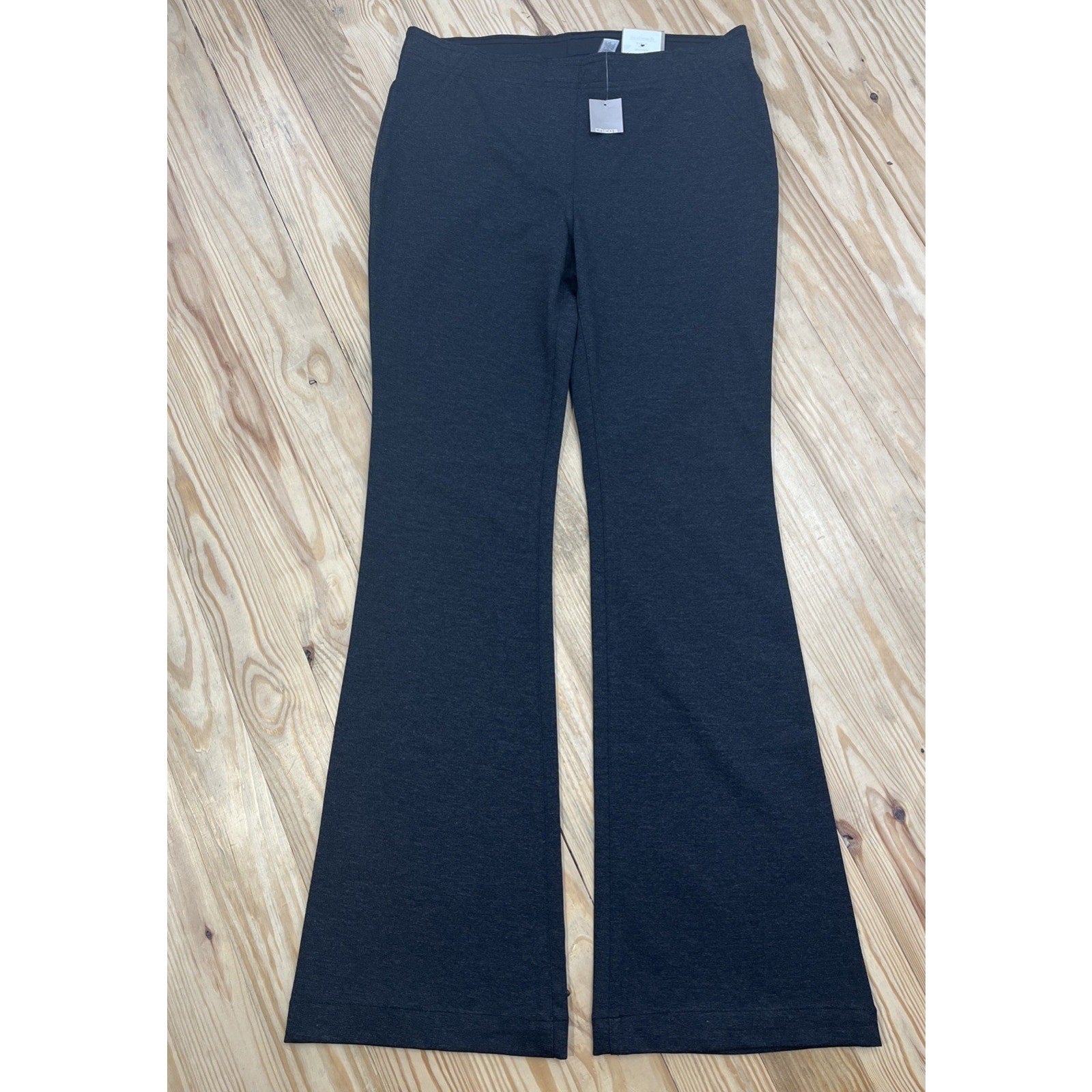 CHICO'S NWT! Dark Heather Gray THE ULTIMATE FIT Ponte Knit Flared Leg Pants Sz 1