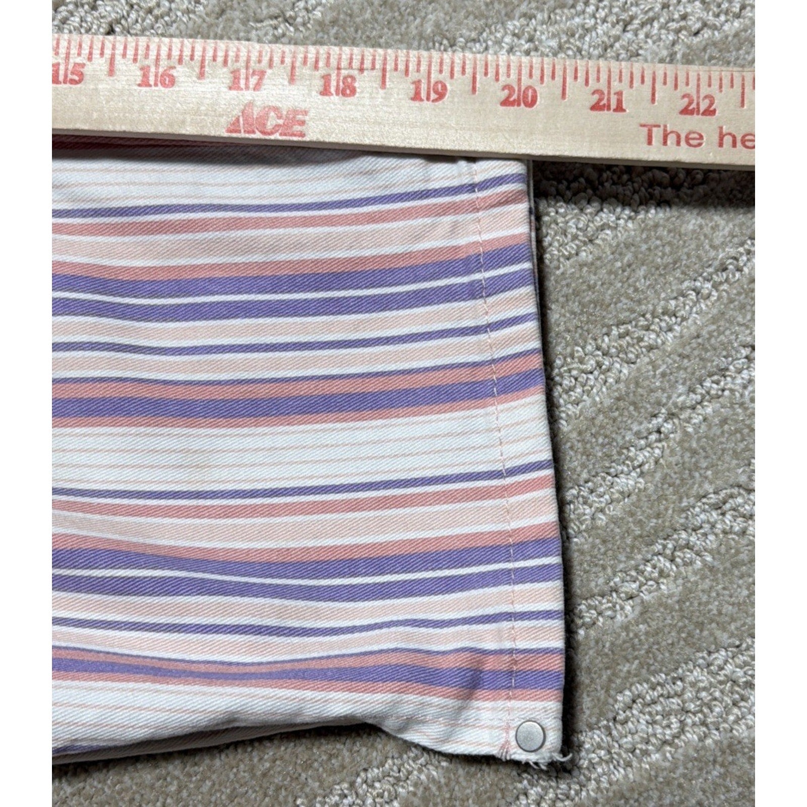 GLORIA VANDERBILT Amanda Capri SIZE 4 Ribbon Stripe Cropped Denim Pant 27x20
