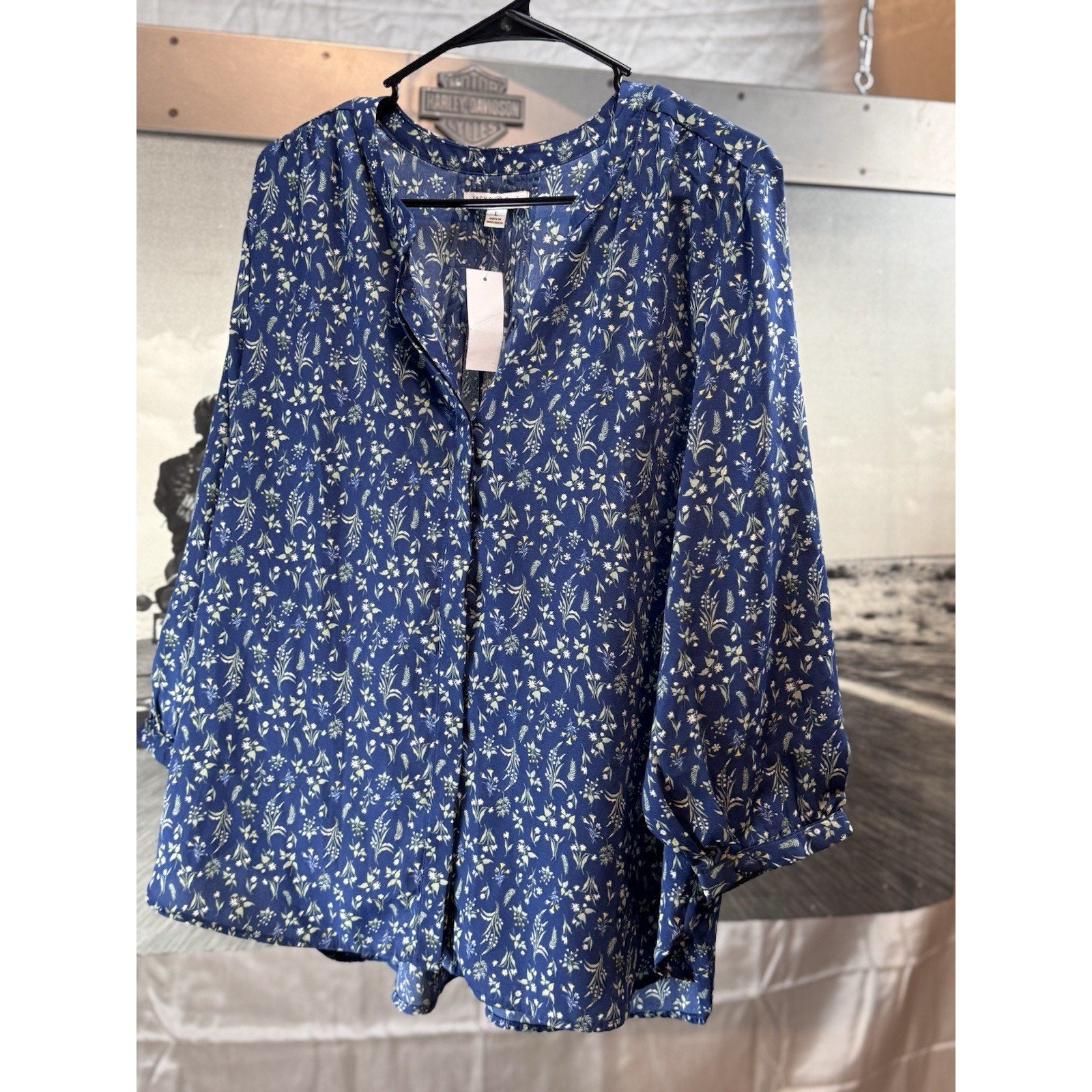 Jachs Girlfriend Button-Front Blue Floral Poly Crepe 3/4 Sleeve Blouse Large NWT