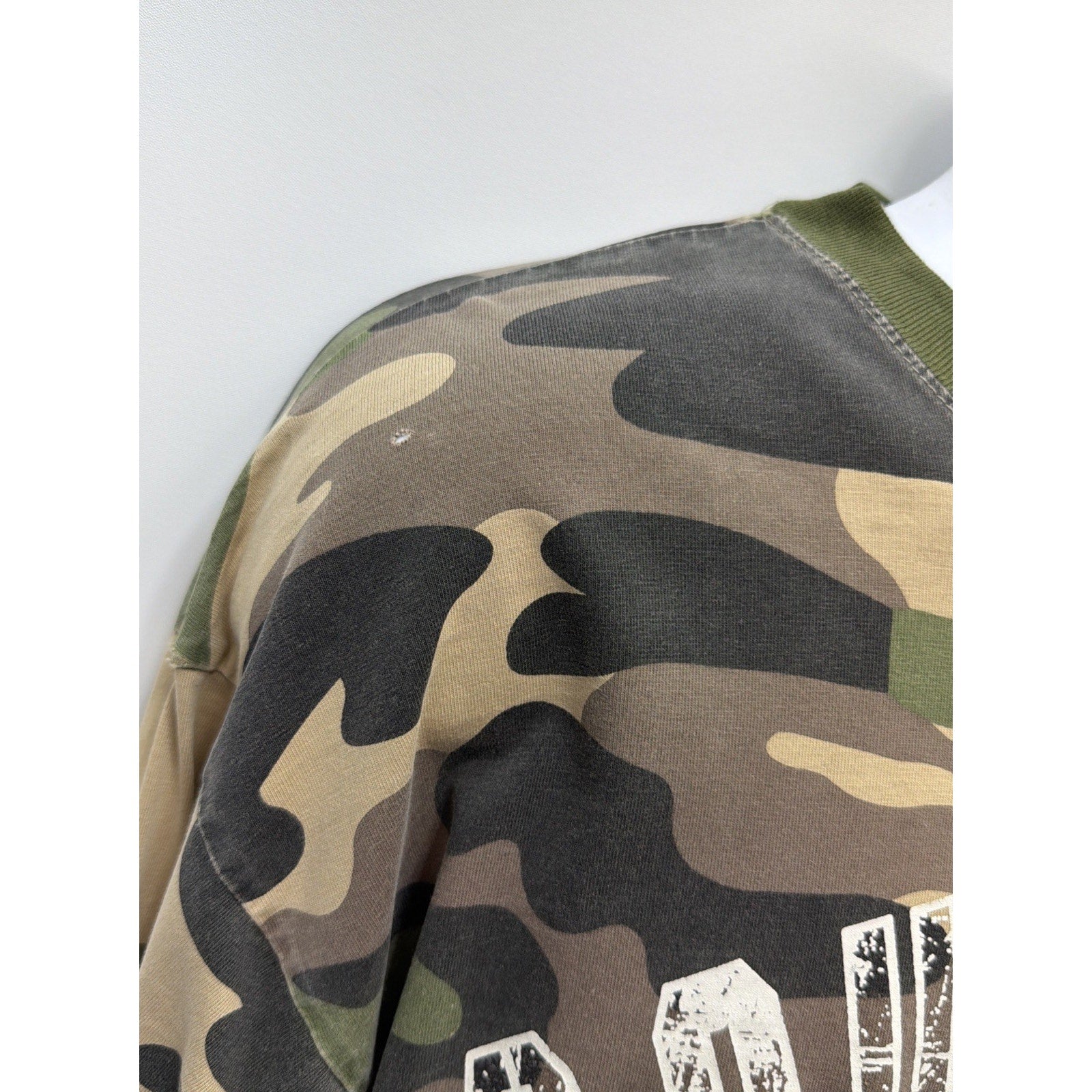 SouthPole Five Boroughs Shirt Mens Size XL Long Sleeve Y2K 90s Camouflage