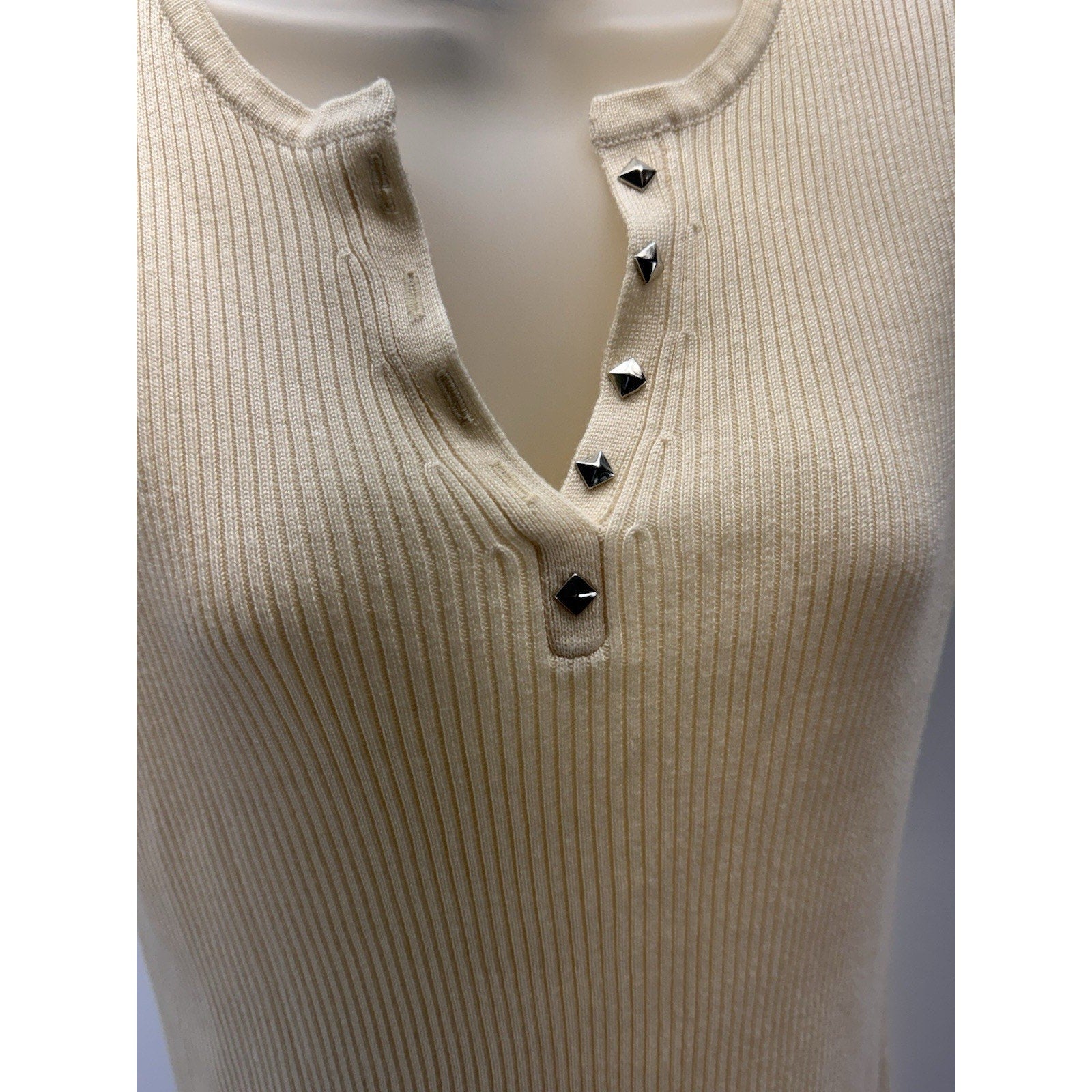 R.Q.T Women Top Size M Tan Brown Short Sleeve Silky Medal Collar Trim Stretch