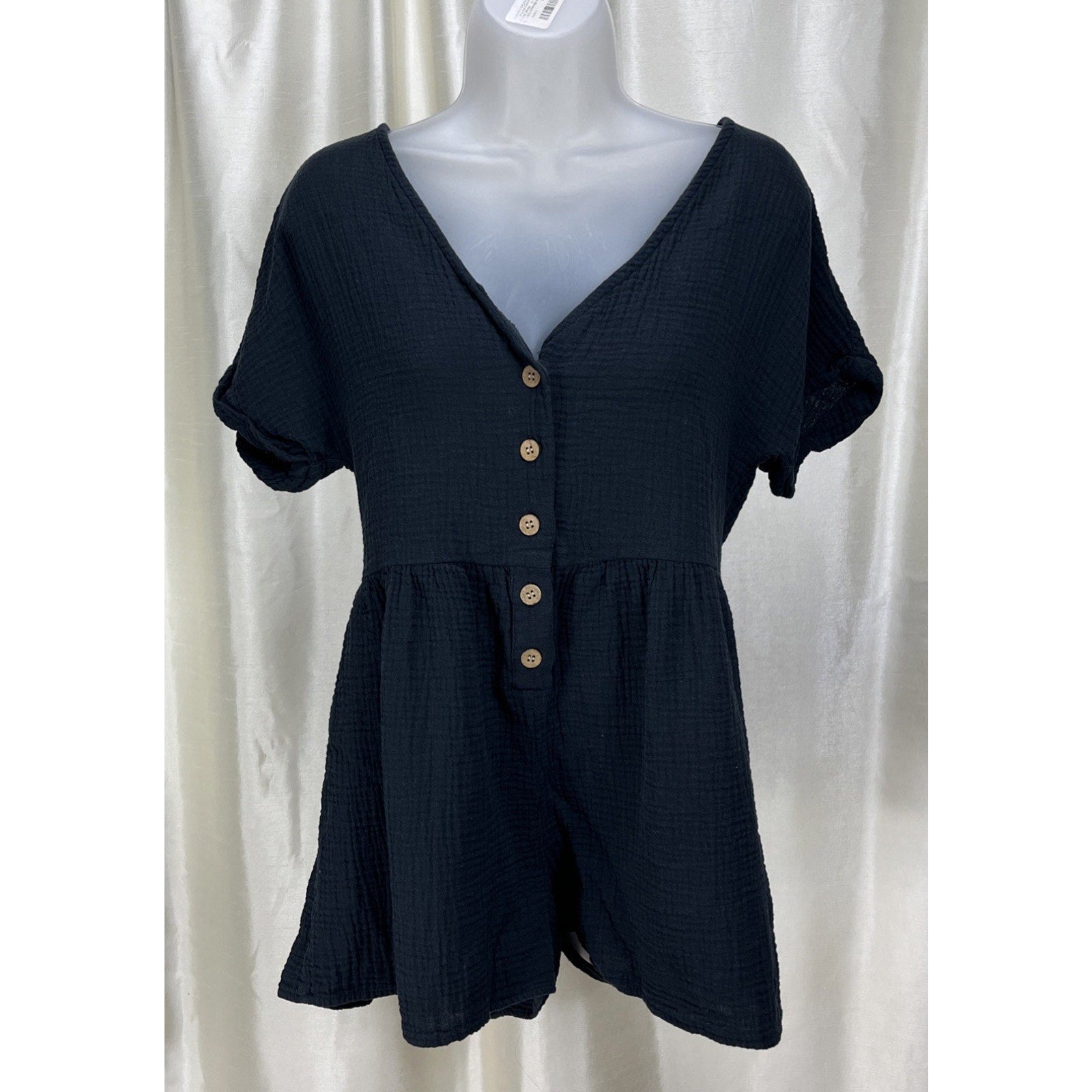 Women’s Emery Rose Black Button Flow Romper Small