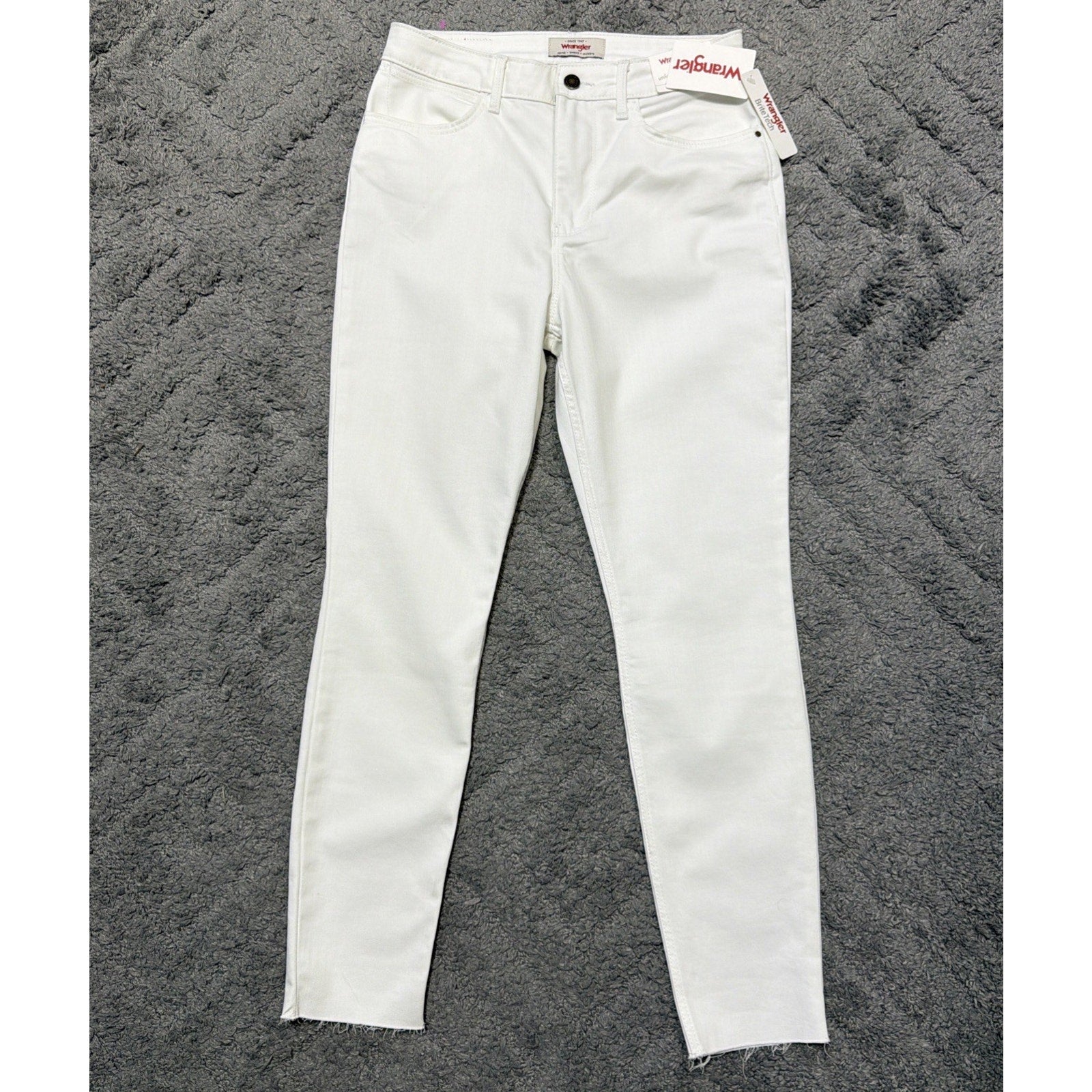New Wrangler Women's 8 High Rise Unforgettable Skinny Jean Bright White 29x28