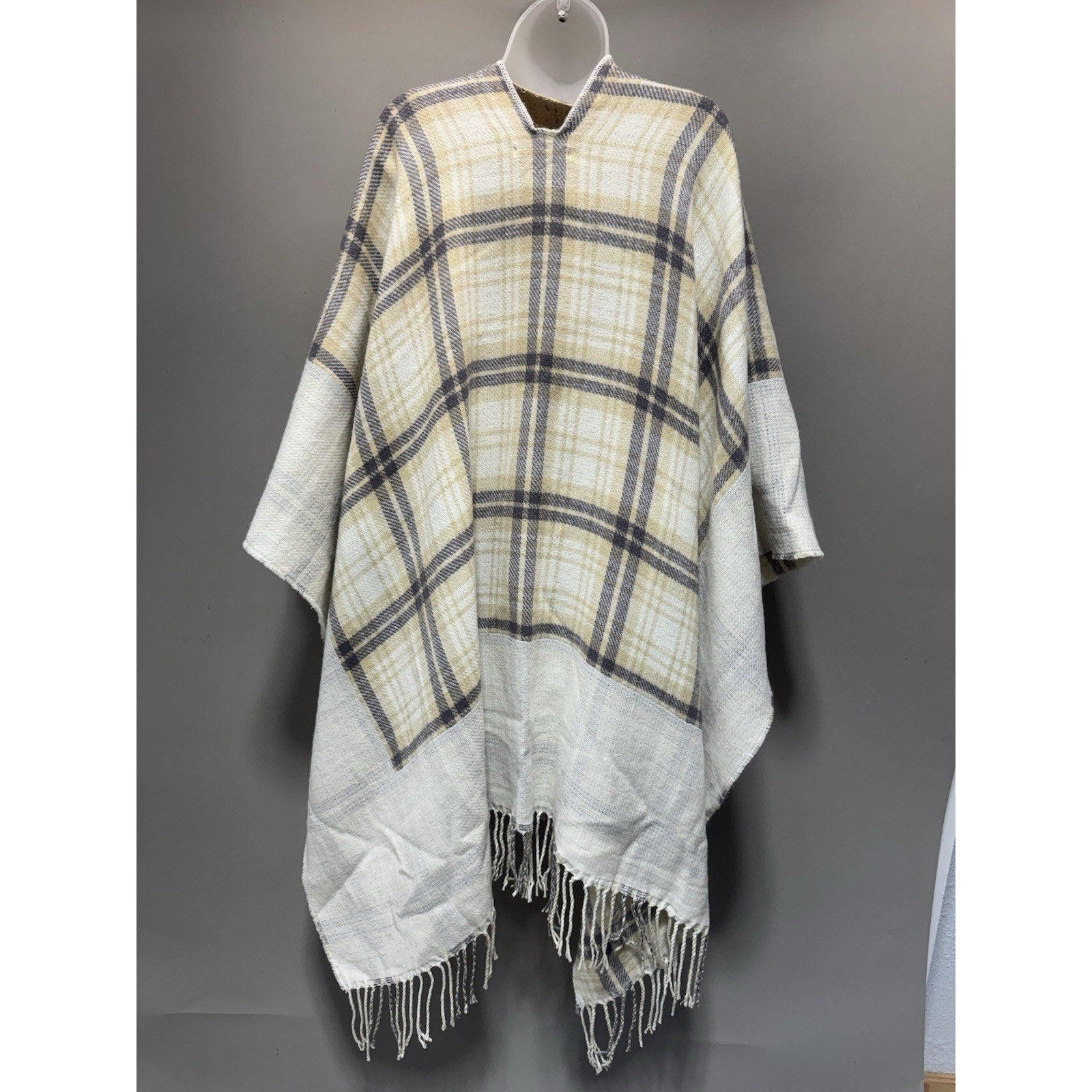 NWT Origami by Vivien Oversized Plaid Poncho Shawl Wrap Fringe One Size Ivory