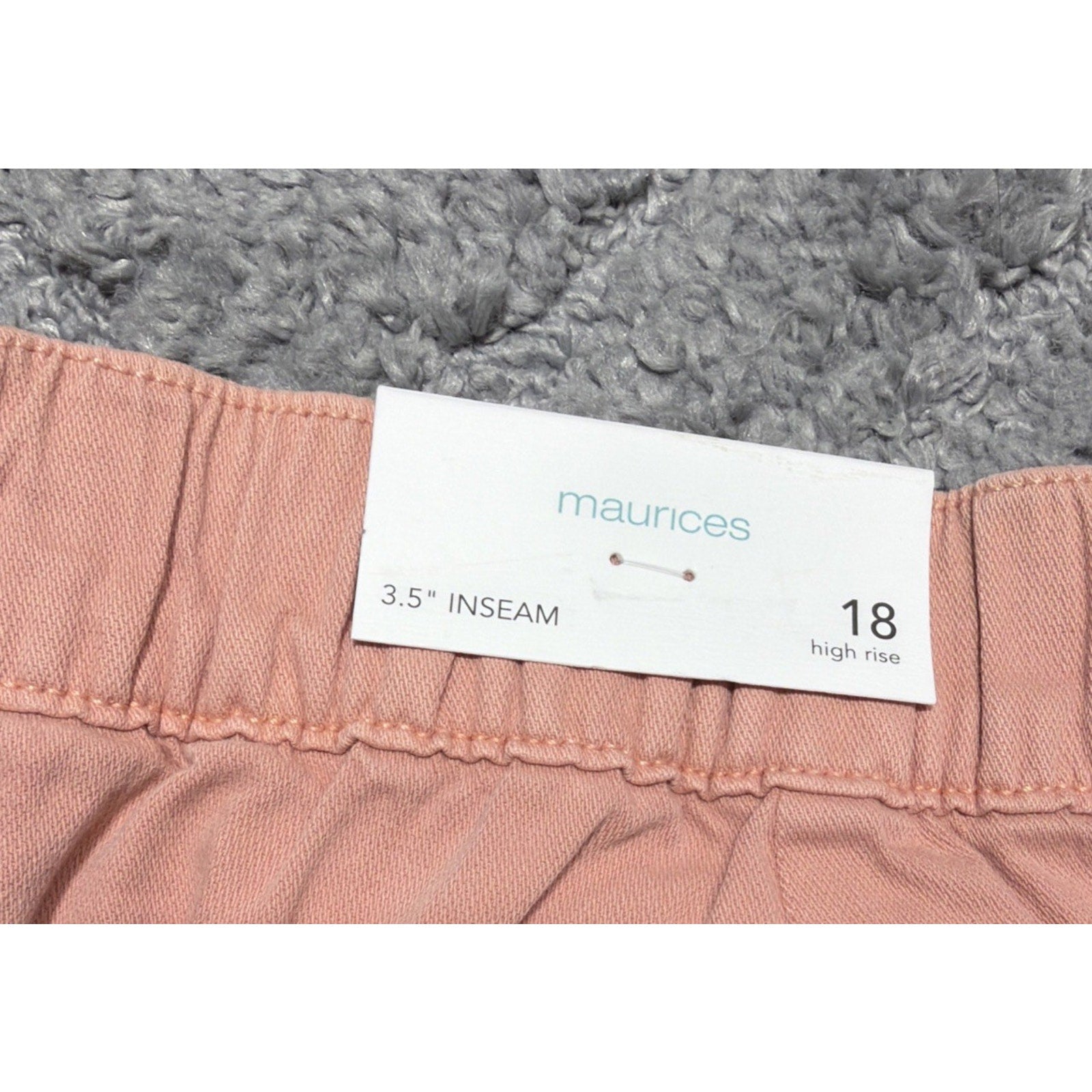 Maurices High Rise Shorts Coral Stretch Size 18 New 3.5”