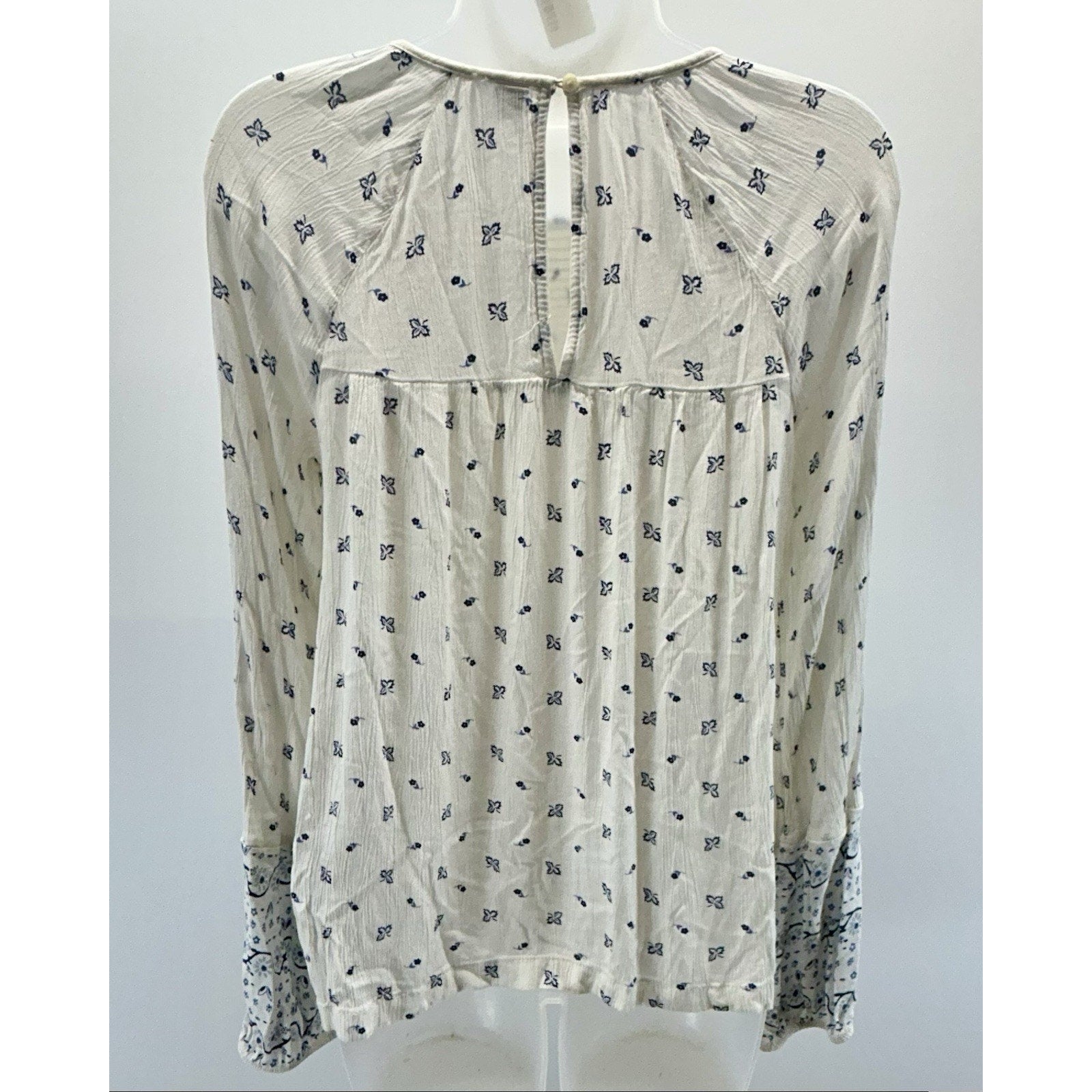 Old Navy Women’s Blouse M White & Blue Floral Boho Peasant Ballon Sleeve Casual.
