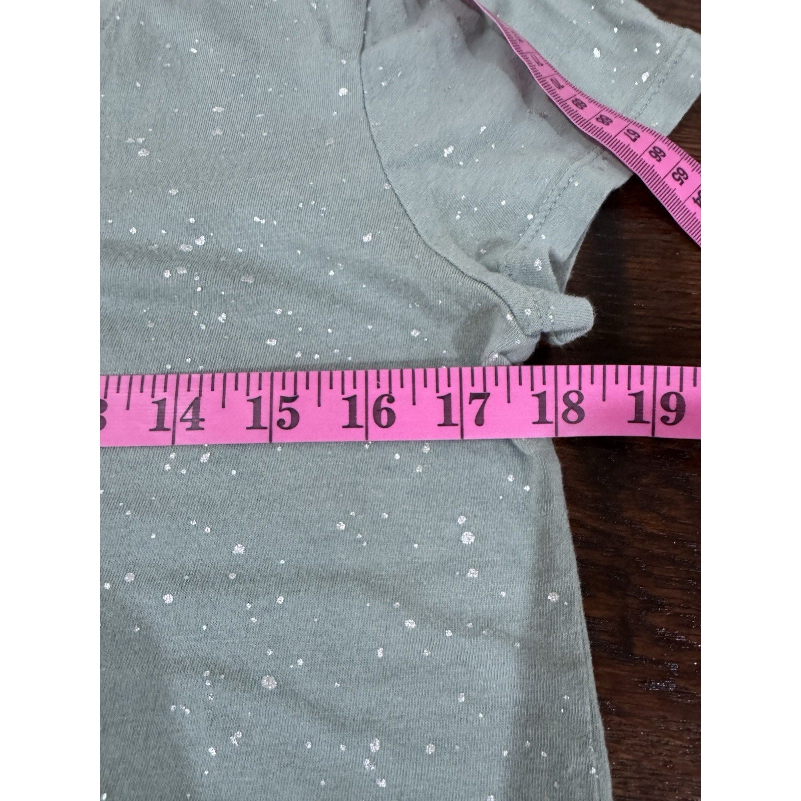 Gap T-Shirt Women’s Cactus Green Size Medium Glitter Silver Speck Design
