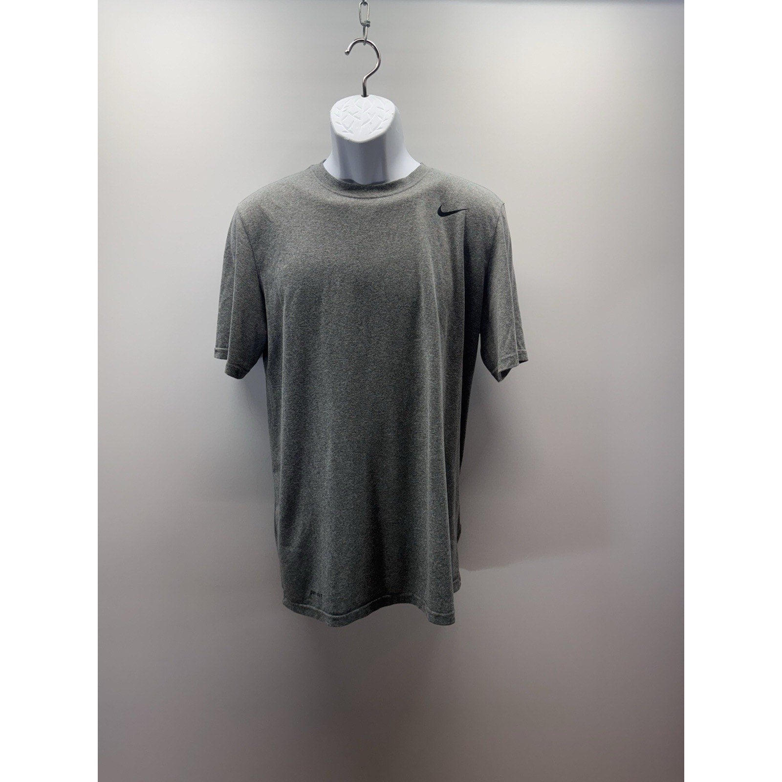 Nike Dri-Fit Basic Gray Classic T-Shirt Men’s Size Large