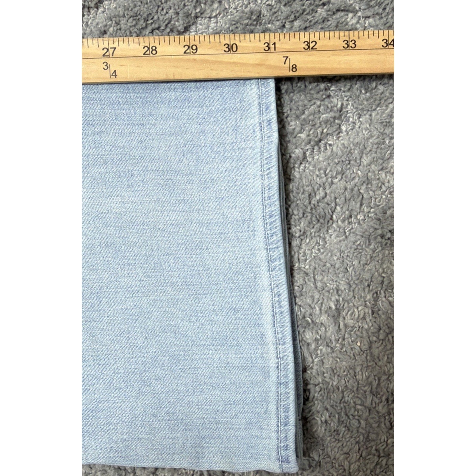 Textile Elizabeth and James Light Denim High rise Flared Jeans Women's 10-30