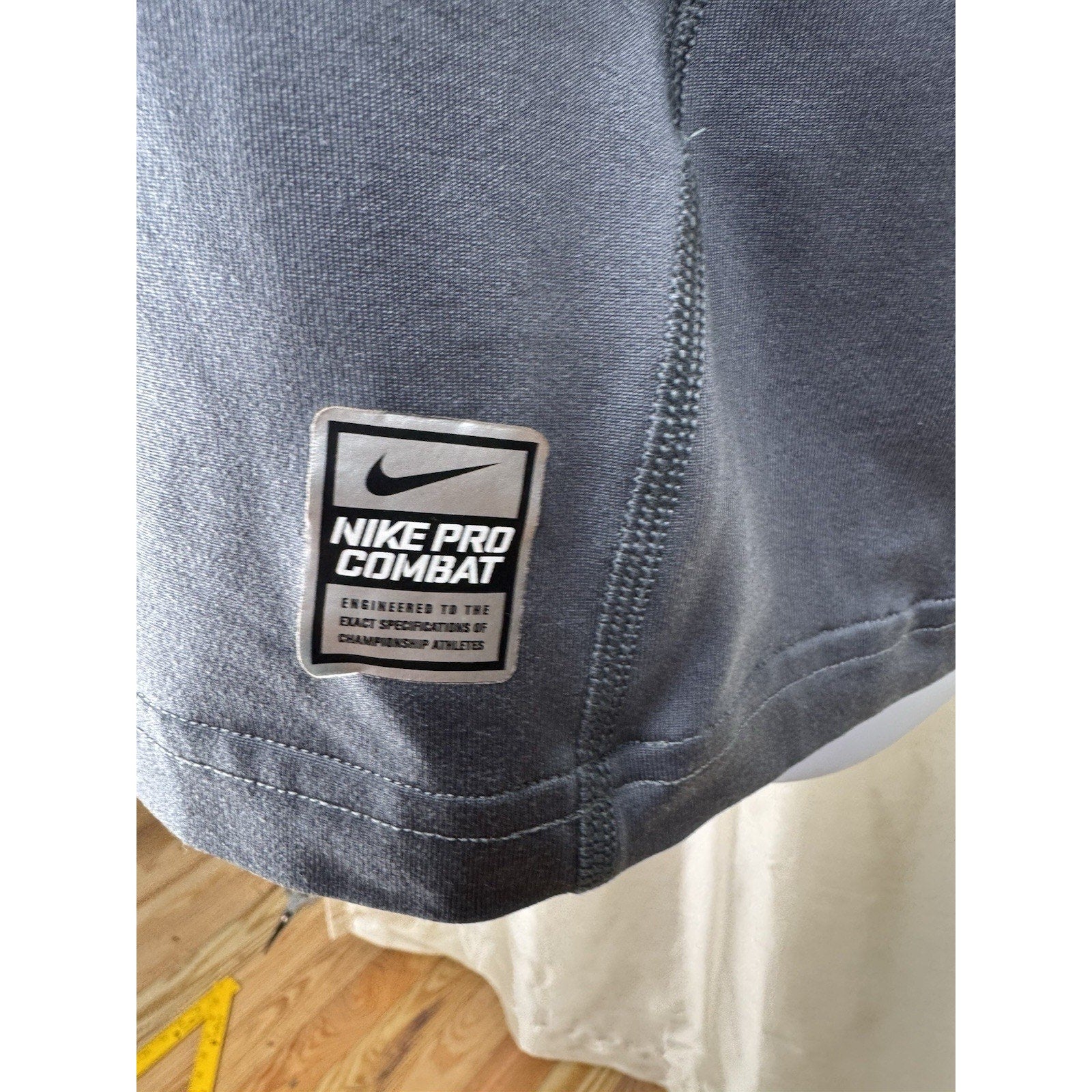 Nike Pro Combat Shirt Men’s Small Blue Fitted Dri-Fit Long Sleeve Sweatshirt