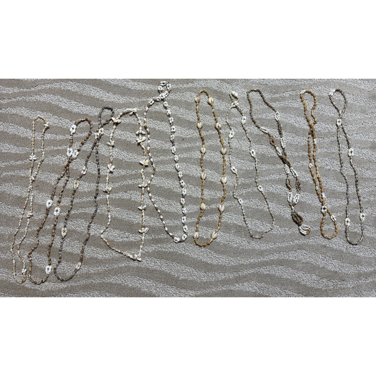 VINTAGE 10 Cowrie Sea Shell & Snail Long LEI NECKLACE Hawaii Luau Surf