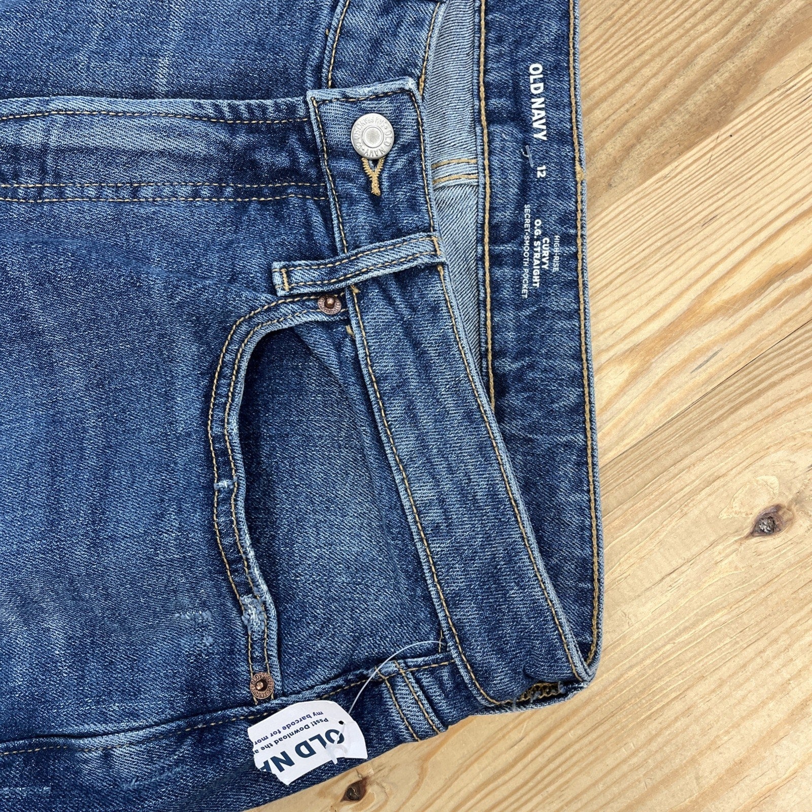 Old Navy High Rise Curvy OG Straight Jeans in Women’s Size 12 NWT