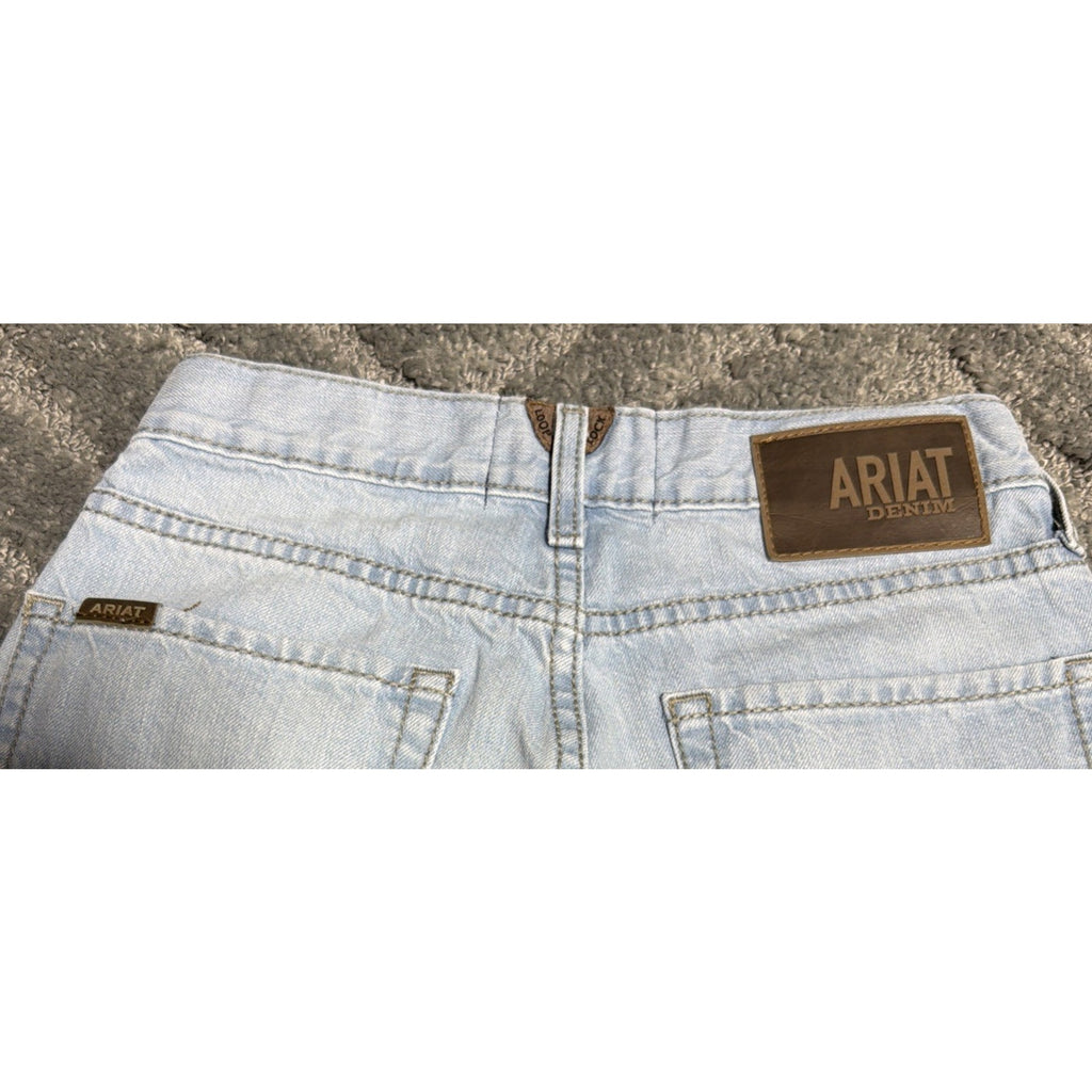 Ariat M5 Jeans Mens 28x32 Light Wash Eli Straight Leg Denim Pants Regular Fit