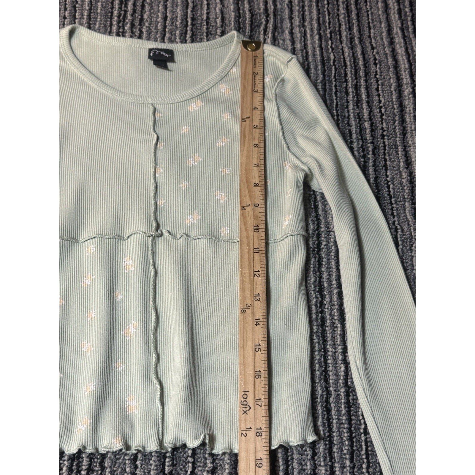 Art Class Girls 10/12 L Sage Green Floral Ribbed Top Lettuce Hem Long Sleeve