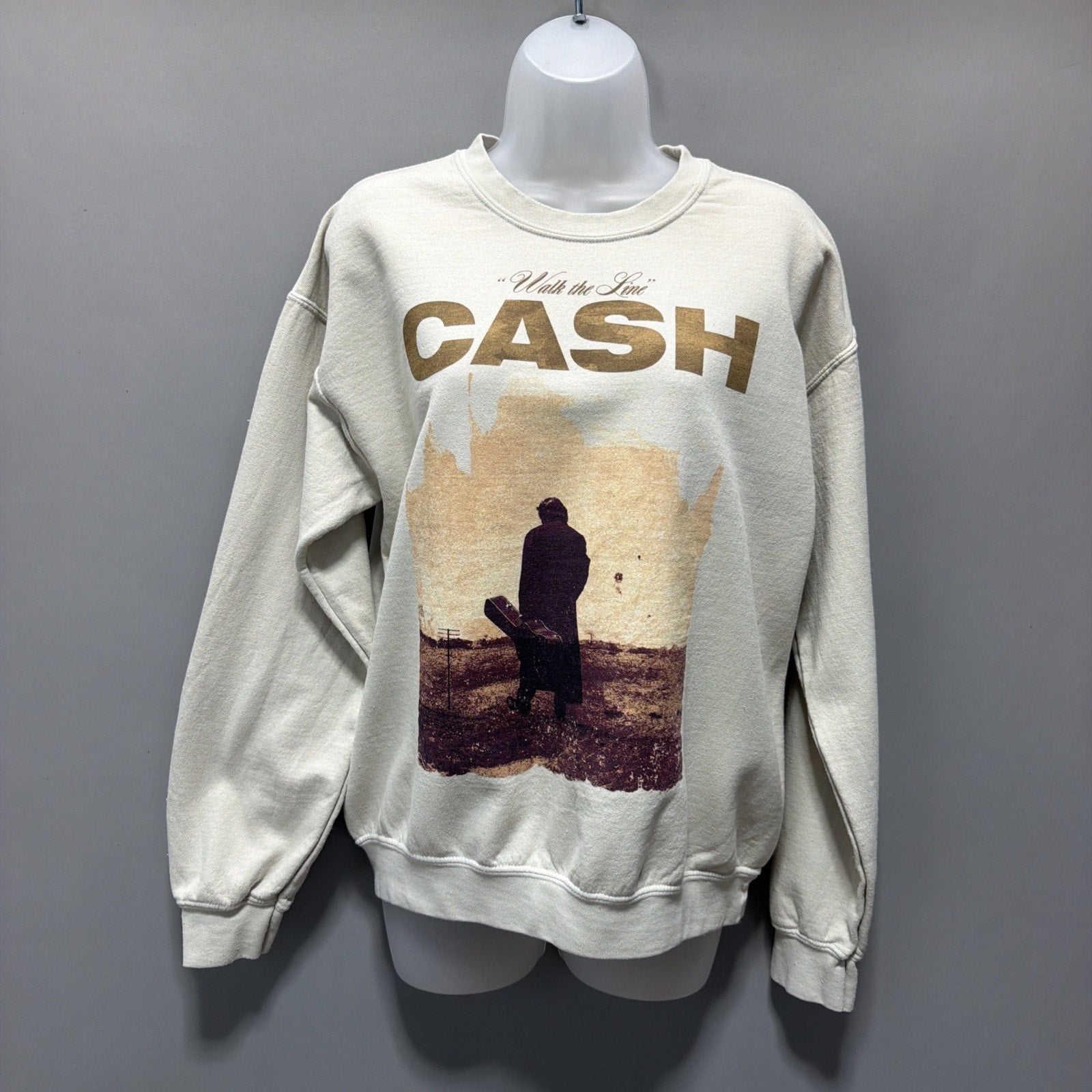 Buckle Merch Traffic Johnny Cash Oversized Fleece Pullover Womens S Biege Music