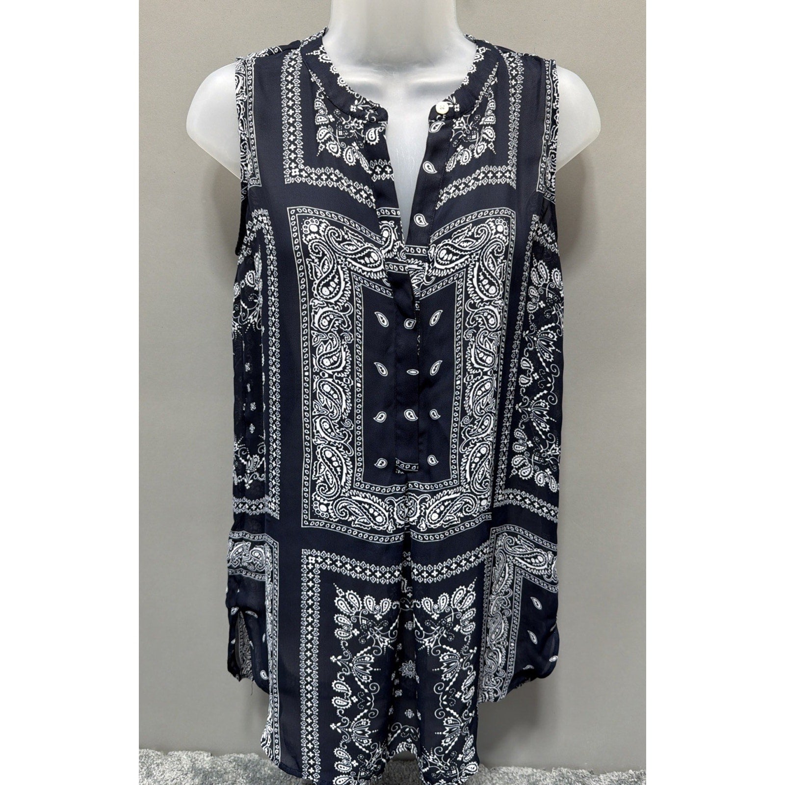 Banana Republic Top Womens XS Paisley Semi Sheer Tunic Blouse Blue 1/2 Button