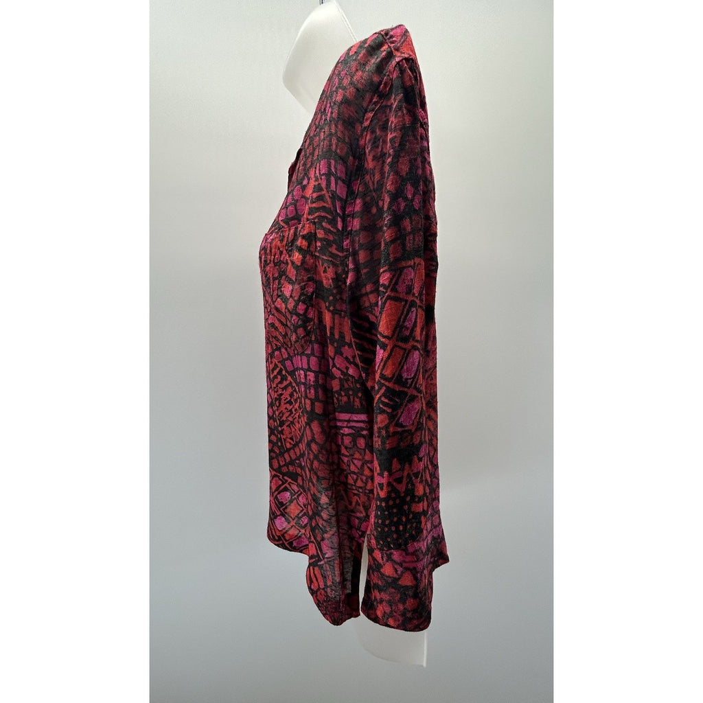 Chico's Mosaic Print Blouse Size 0 Sm. 42" Bust Rayon Blend Pocket 3/4 Sleeves.