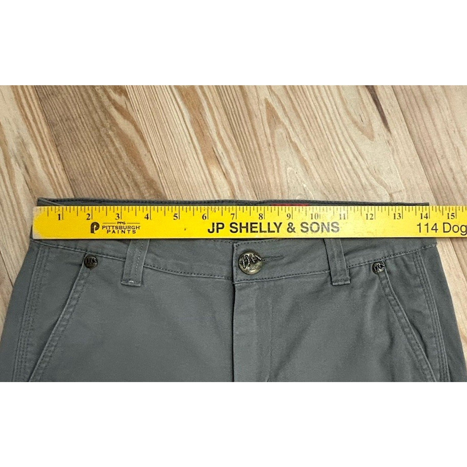 V CHRISTINA Sage Green 4-Pocket Jeans Stretch Sage Green Size 2 EUC.